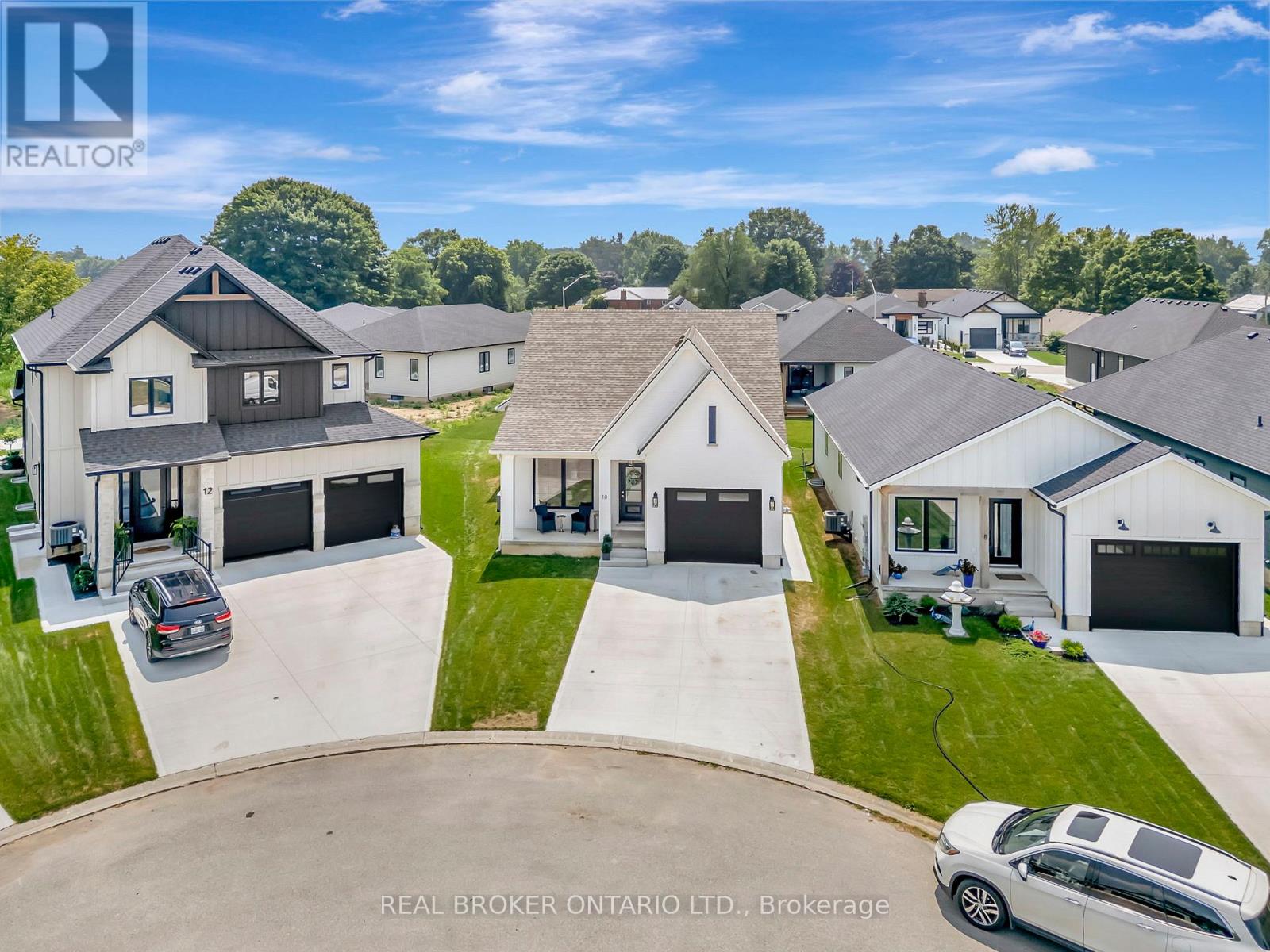 Photo 6 of 10 Macneil Court, Bayham ON