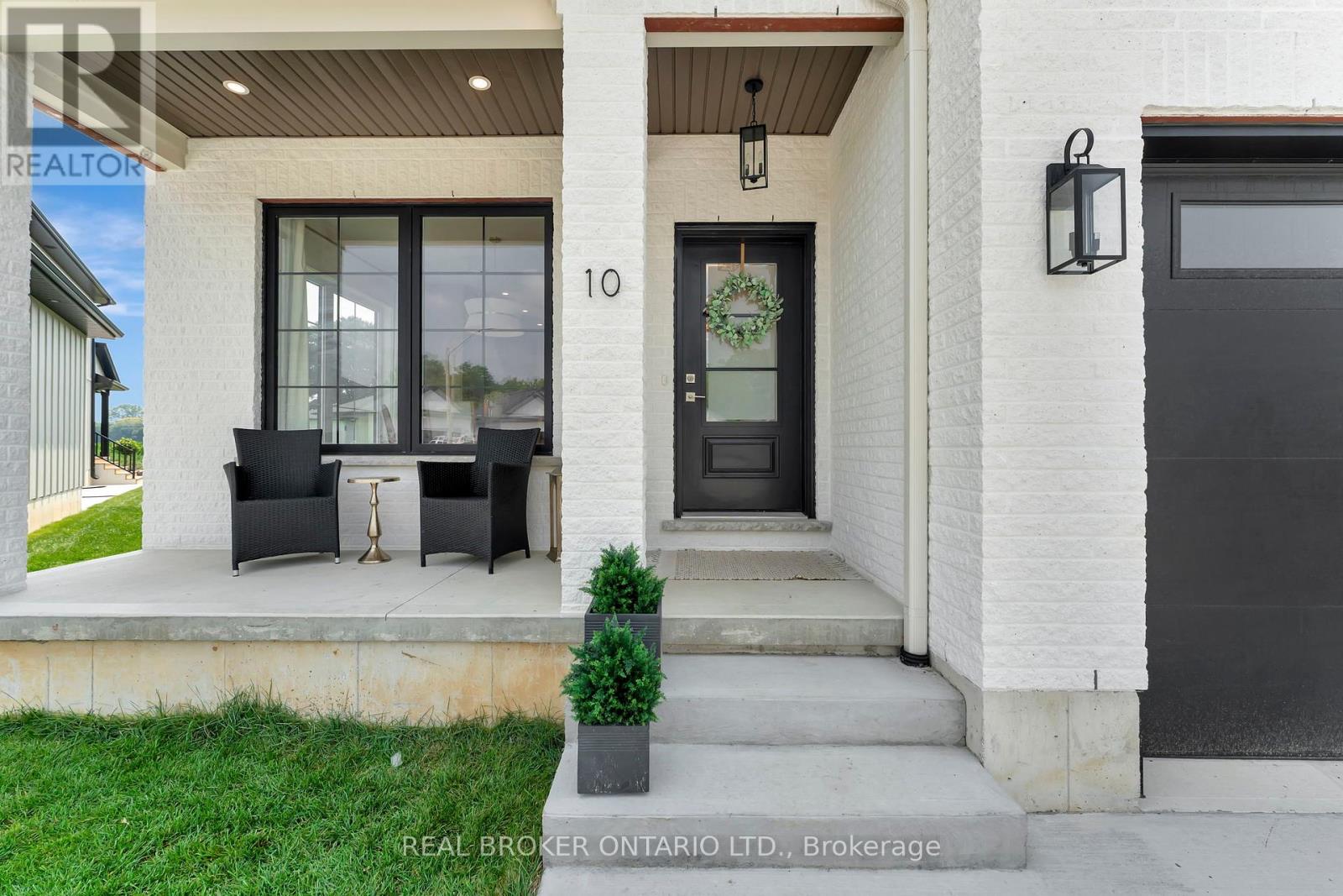Photo 34 of 10 Macneil Court, Bayham ON