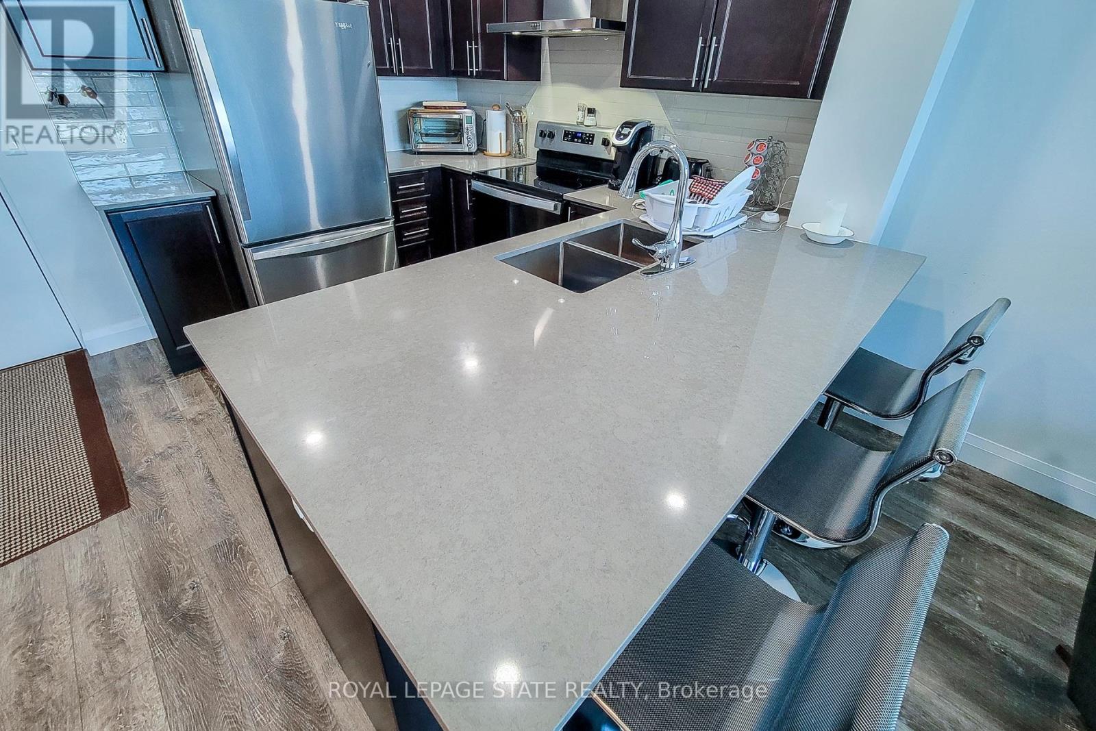 Single Family House for Sale in    REDFERN AVENUE Hamilton (Mountview) 