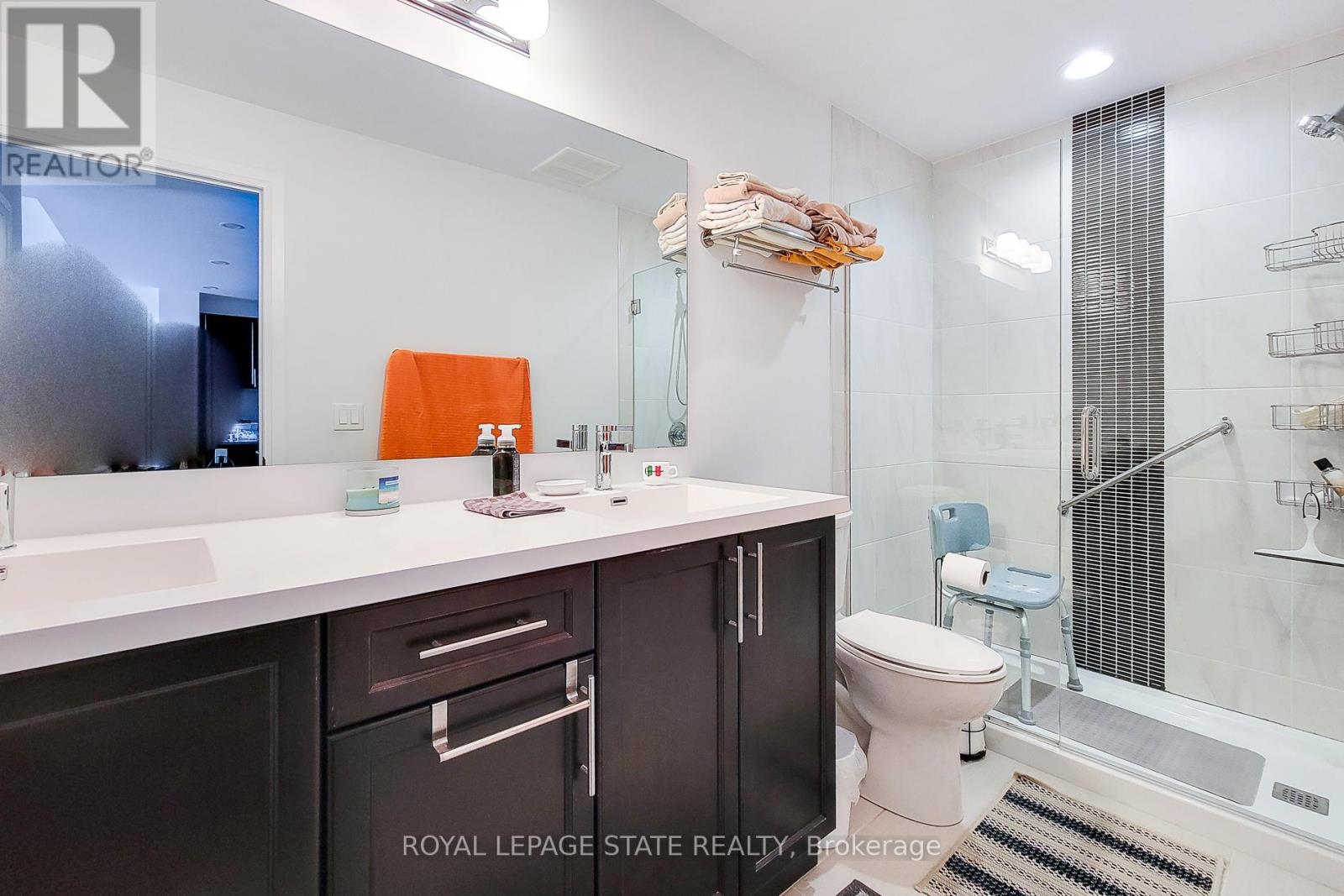 Single Family House for Sale in    REDFERN AVENUE Hamilton (Mountview) 