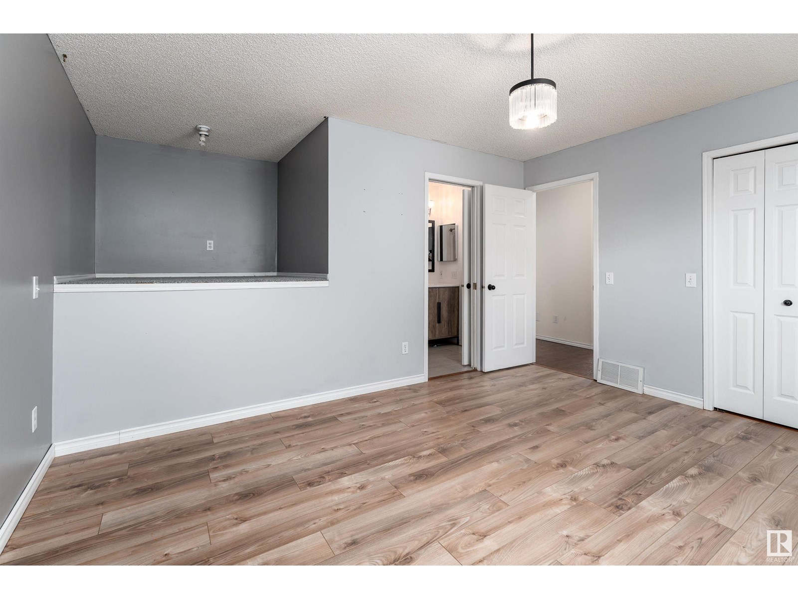 Photo 16 of 111 Westmews, Fort Saskatchewan AB