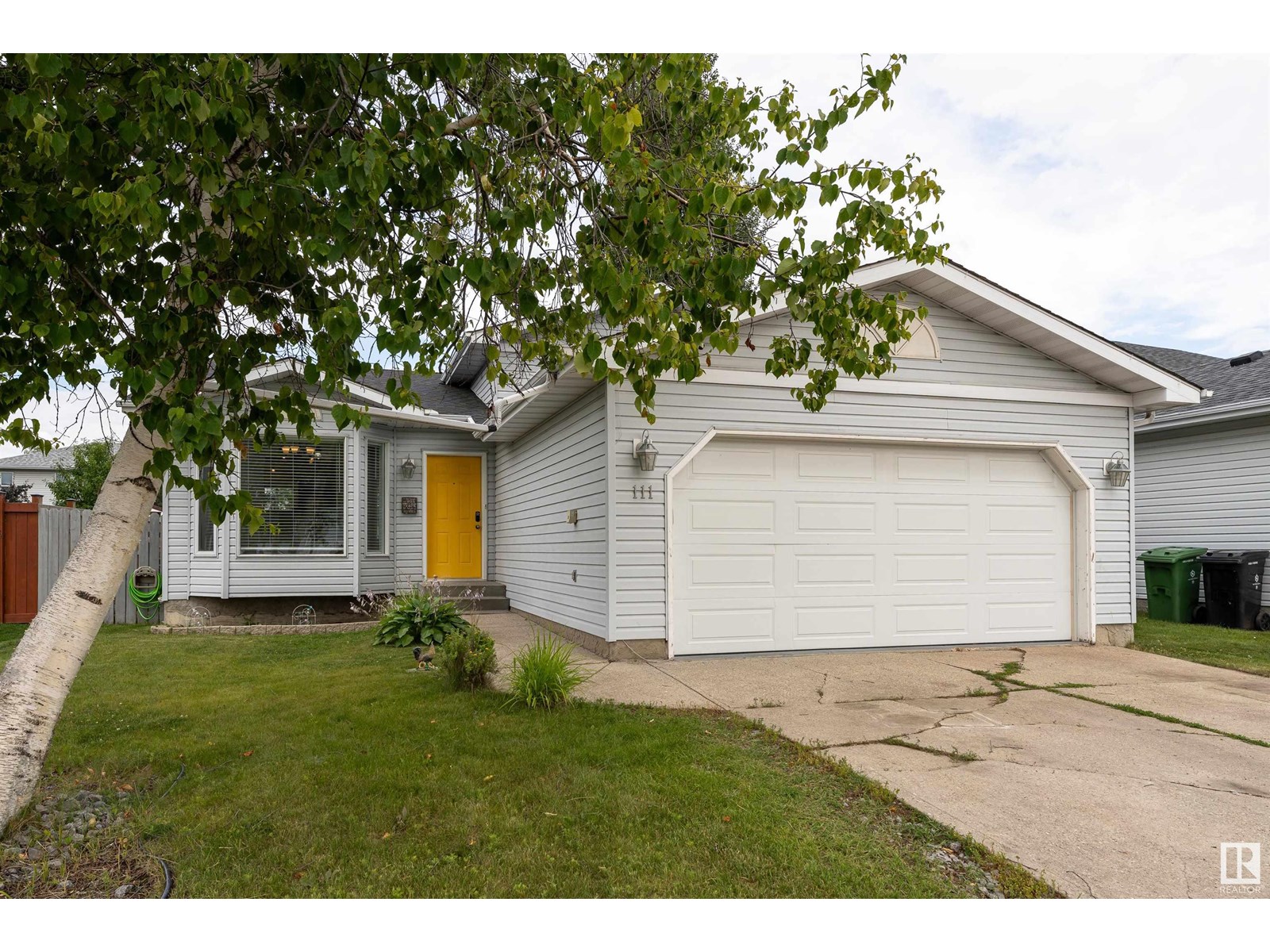 Photo 3 of 111 Westmews, Fort Saskatchewan AB