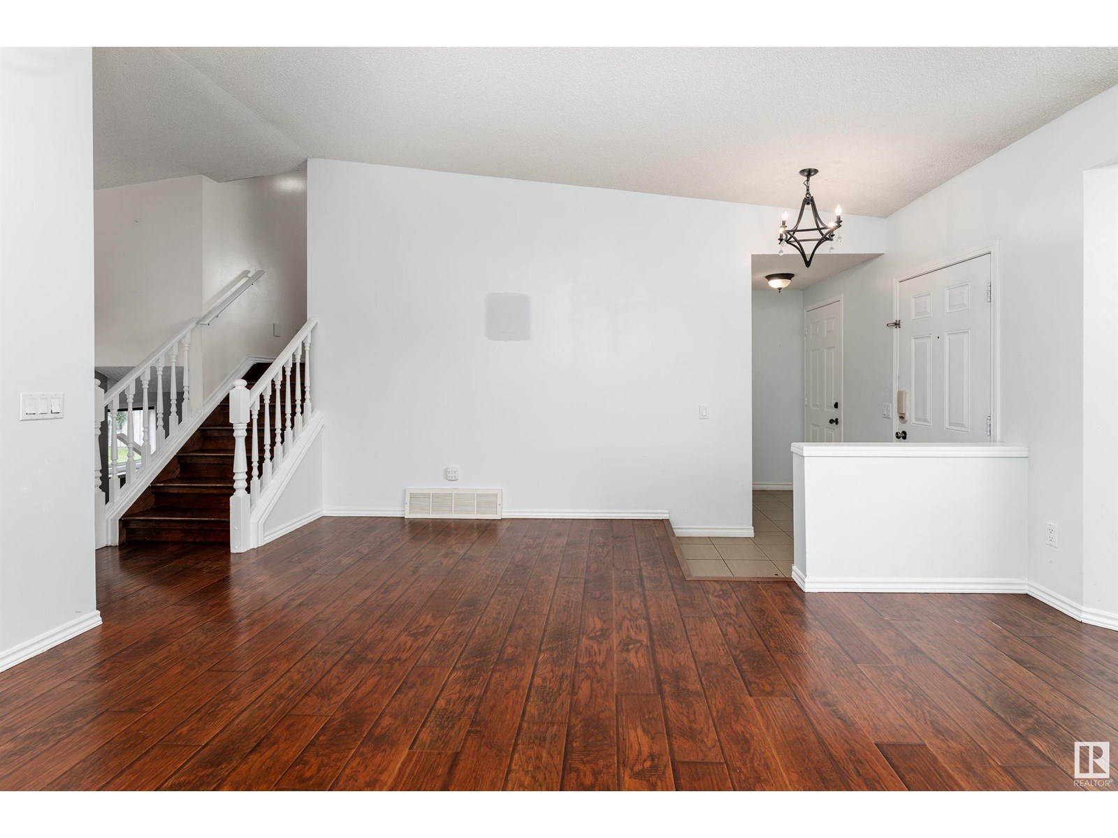 Photo 32 of 111 Westmews, Fort Saskatchewan AB