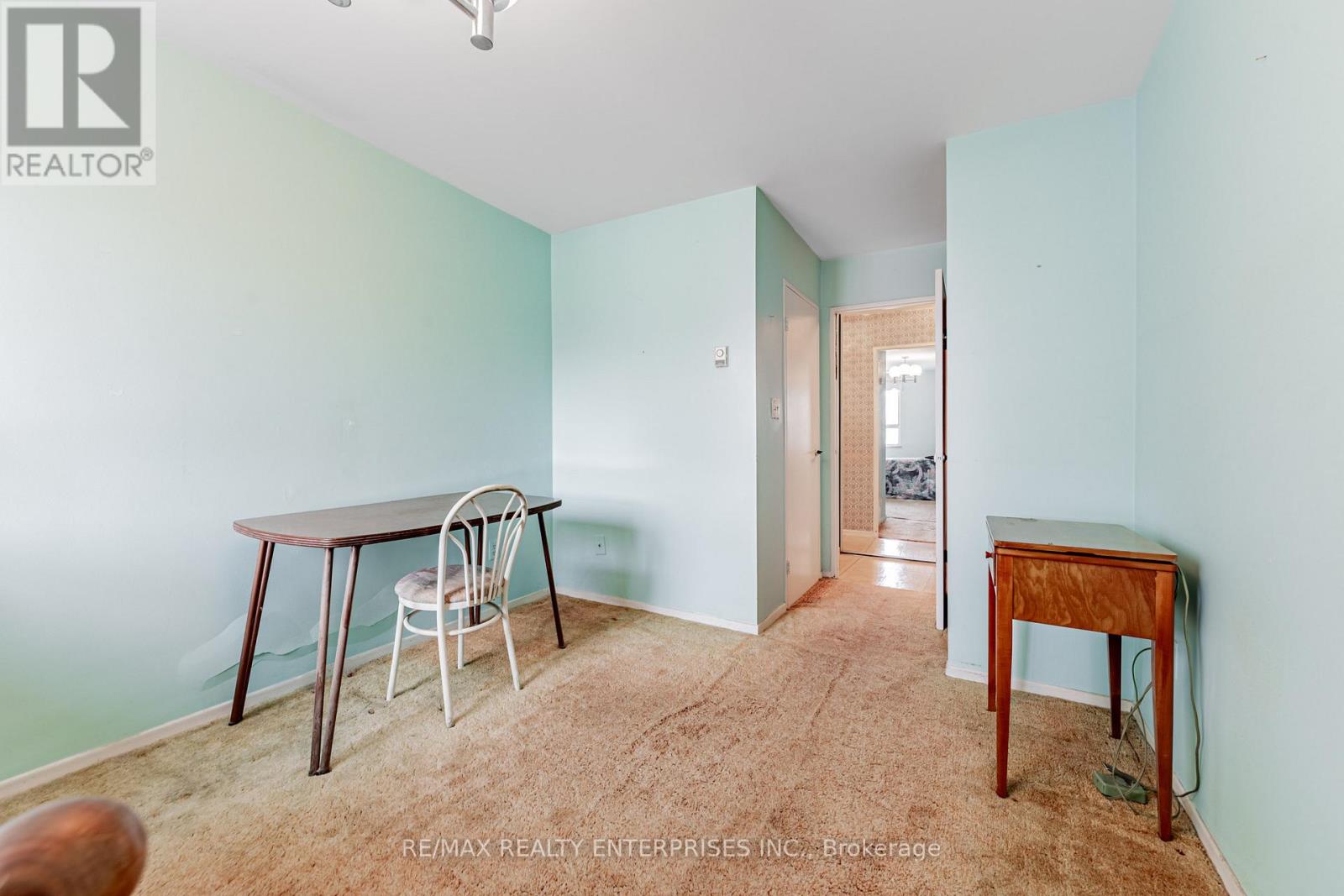 Photo 5 of 308 1 Massey Square, Toronto ON