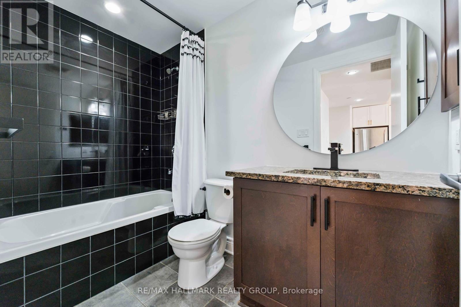 Photo 4 of 316 808 Bronson Avenue, Ottawa ON