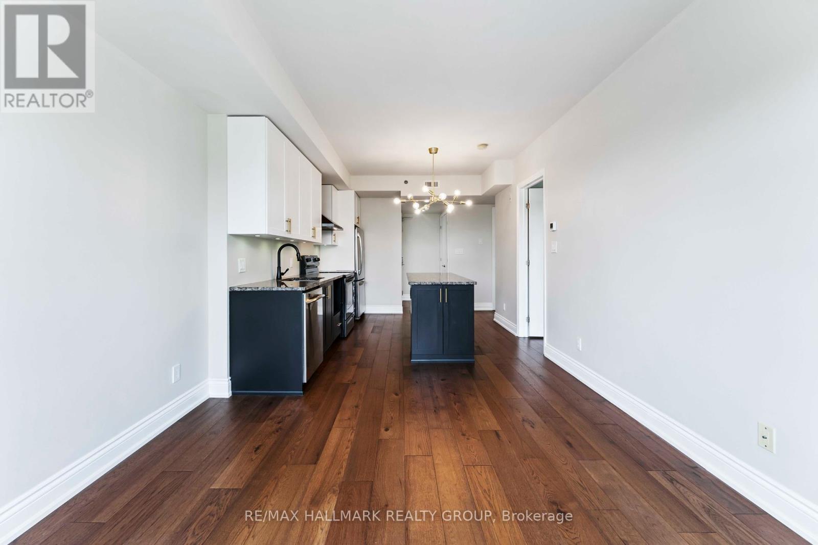 Photo 5 of 316 808 Bronson Avenue, Ottawa ON