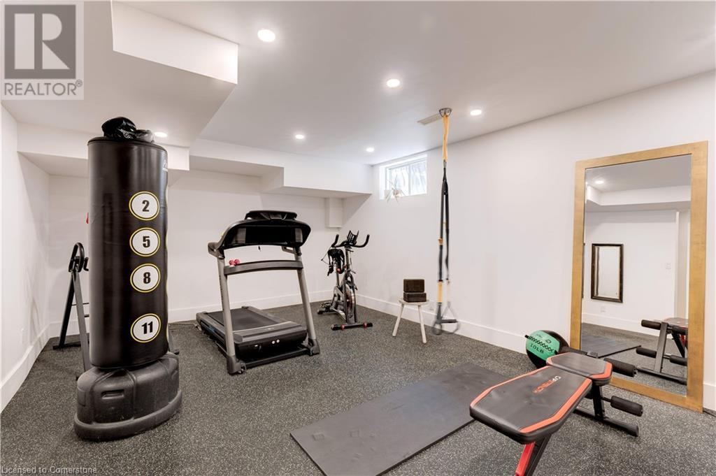 Photo 36 of 4302 Shoreacres Place, Burlington ON