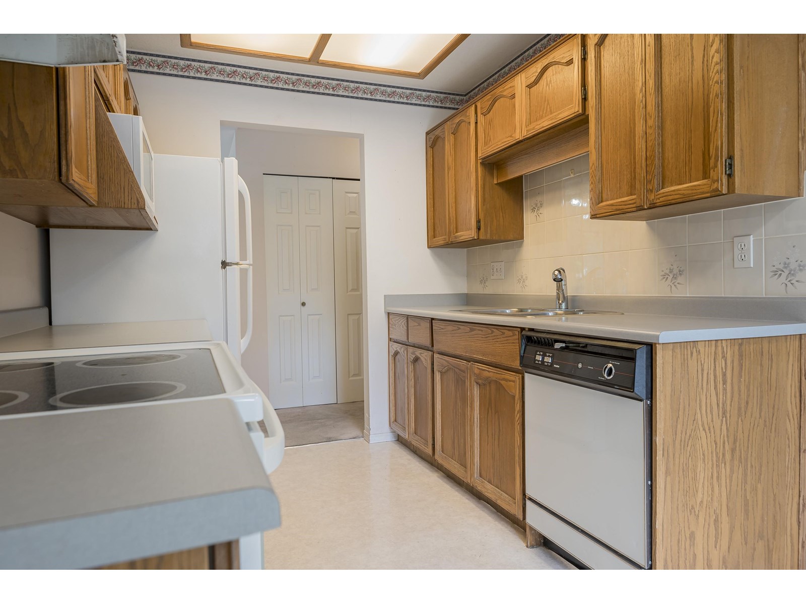 Photo 1 of 108 33375 Mayfair Avenue, Abbotsford BC