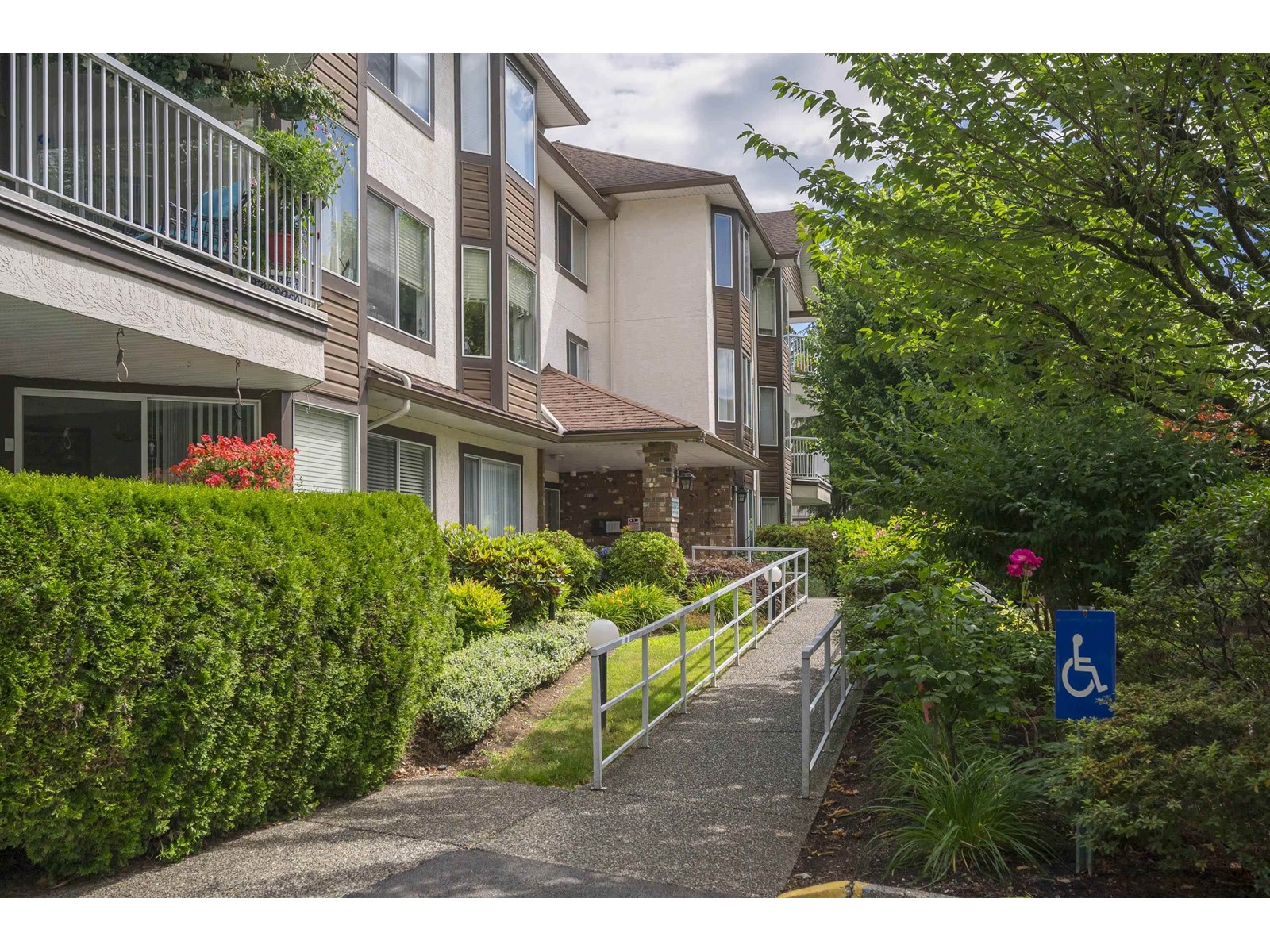 Photo 30 of 108 33375 Mayfair Avenue, Abbotsford BC