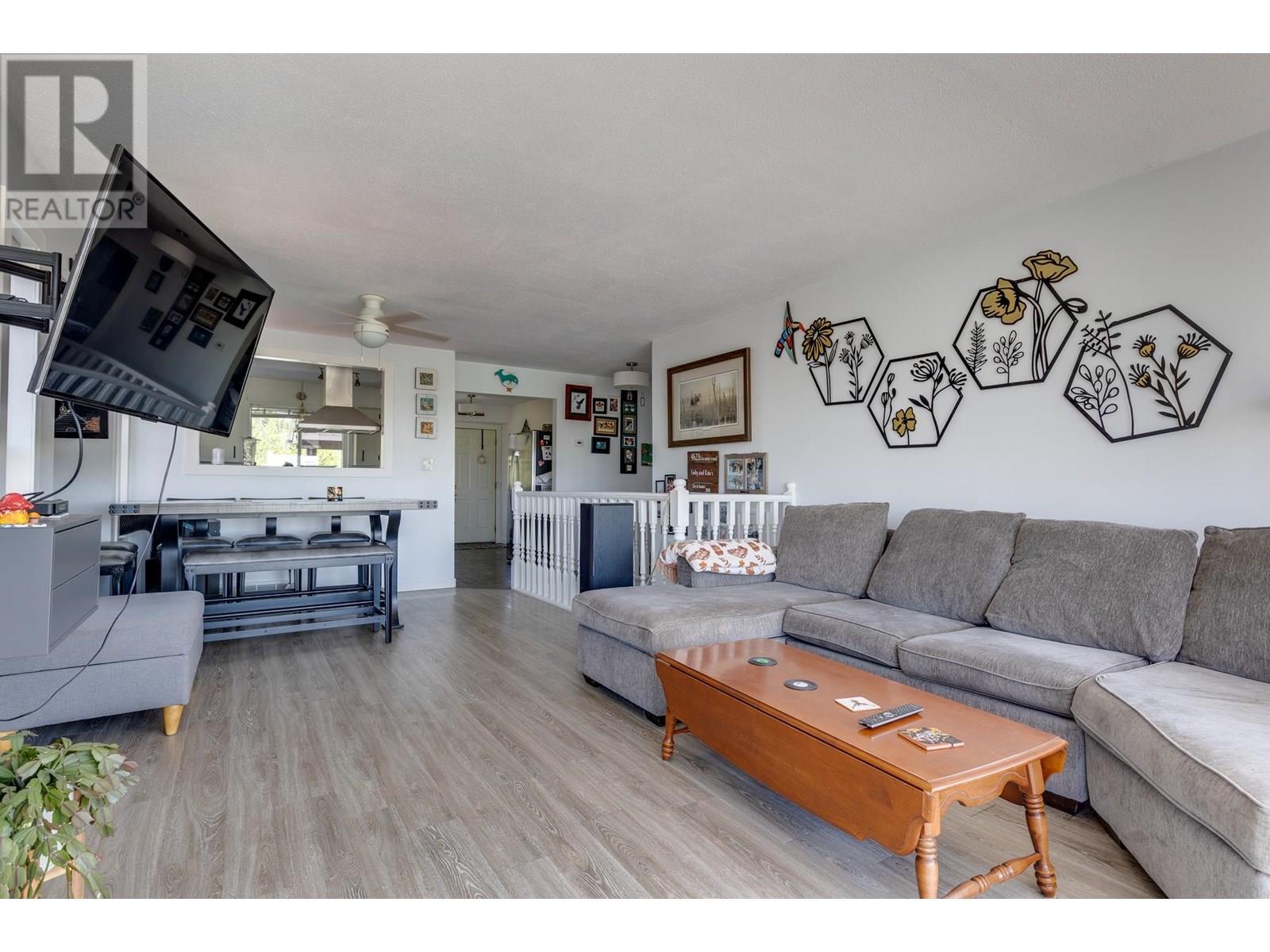 Photo 7 of 4622 Giscome Road, Prince George BC