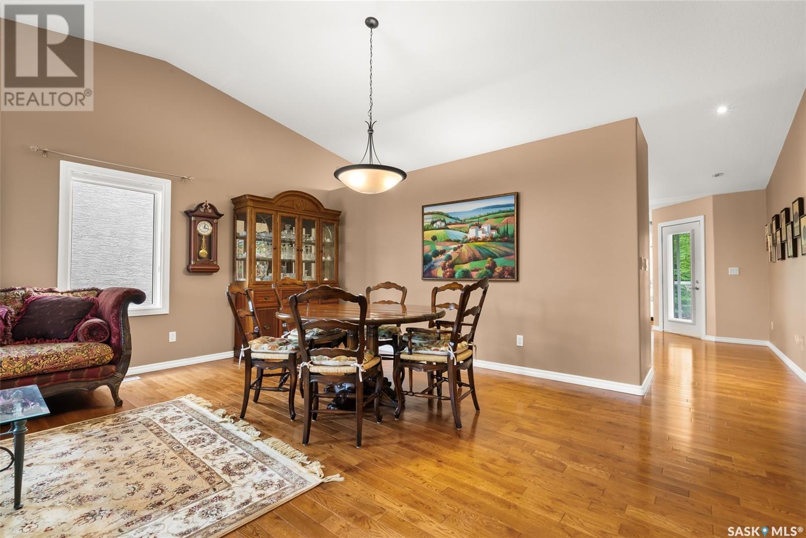 Photo 10 of 6263 Wascana Court Crescent, Regina SK