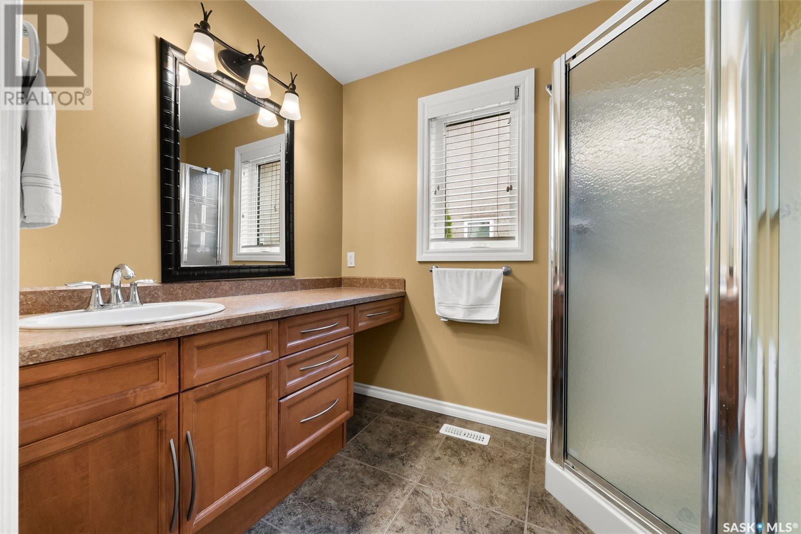 Photo 20 of 6263 Wascana Court Crescent, Regina SK