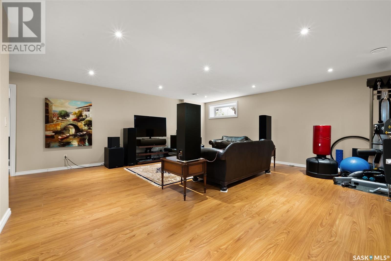 Photo 25 of 6263 Wascana Court Crescent, Regina SK