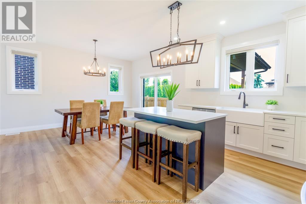 Photo 6 of 237 Sandybrook Way, Kingsville ON