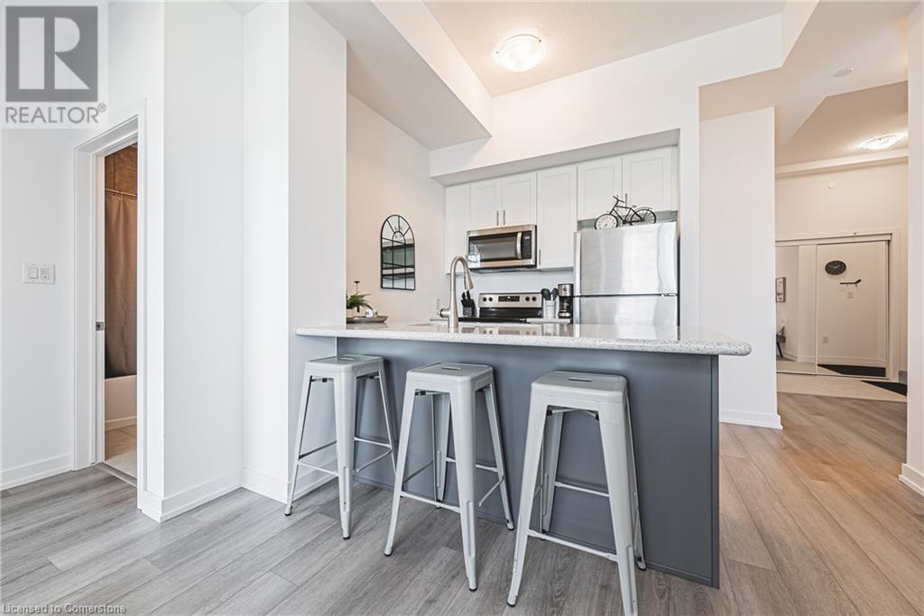 Photo 4 of 460 Dundas Street E Unit 505, Waterdown ON