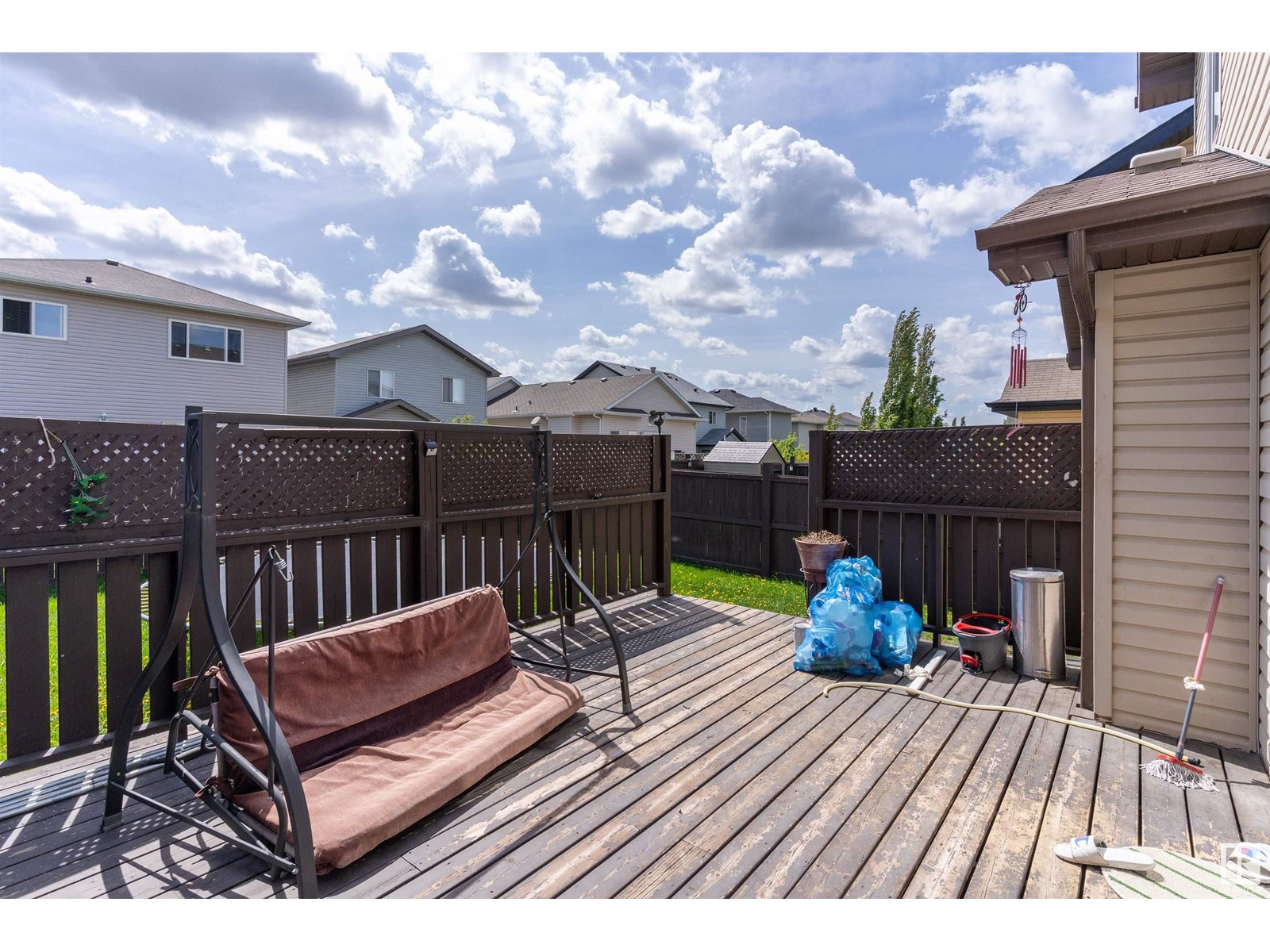 Photo 13 of 2931 26 Ave Nw, Edmonton AB