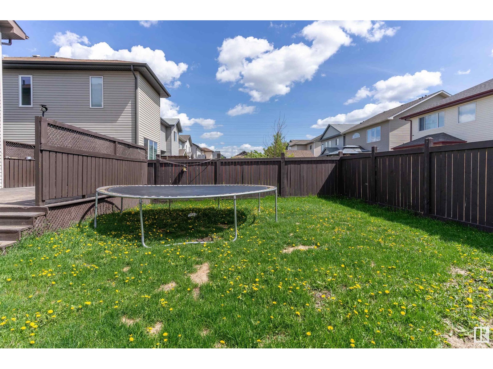 Photo 5 of 2931 26 Ave Nw, Edmonton AB