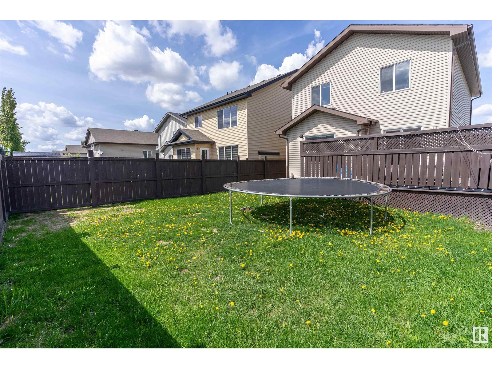 Photo 18 of 2931 26 Ave Nw, Edmonton AB