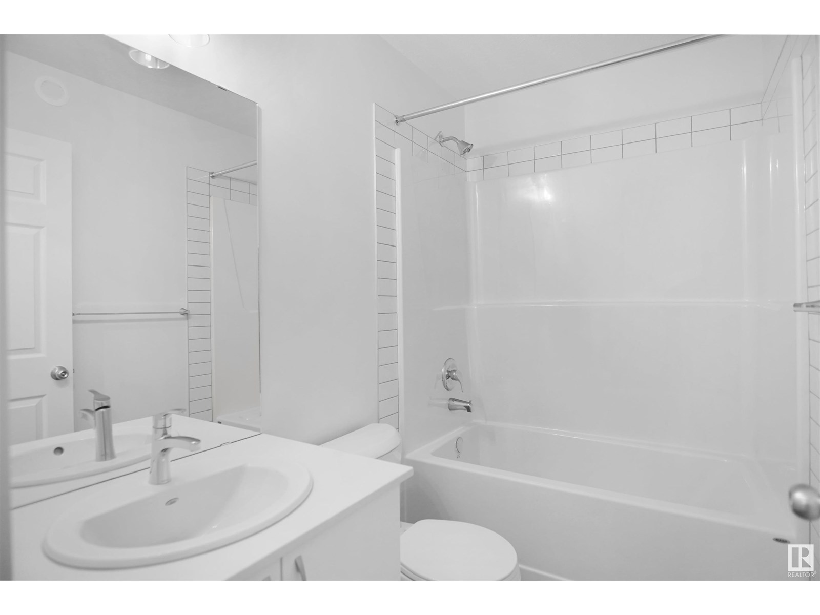 Photo 31 of 8735 183 Av Nw, Edmonton AB