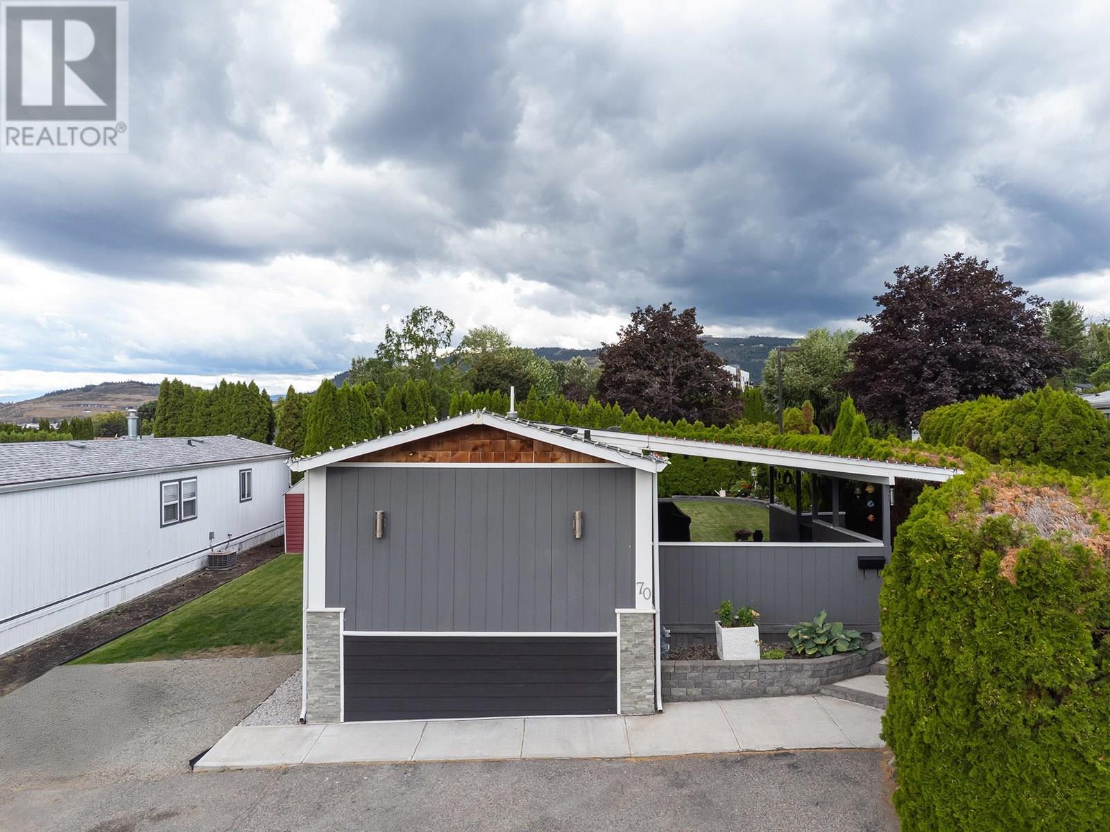 70 3381 Village Green Way, Westbank