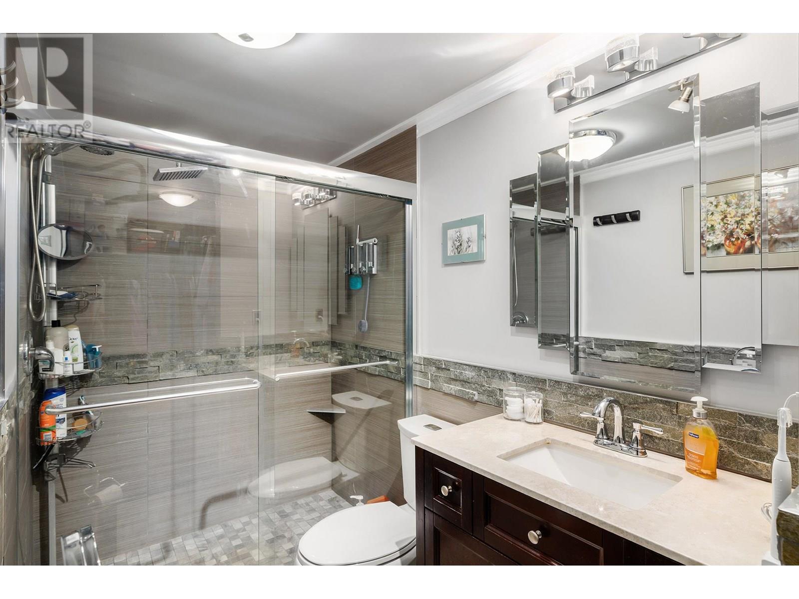 70 3381 Village Green Way, Westbank