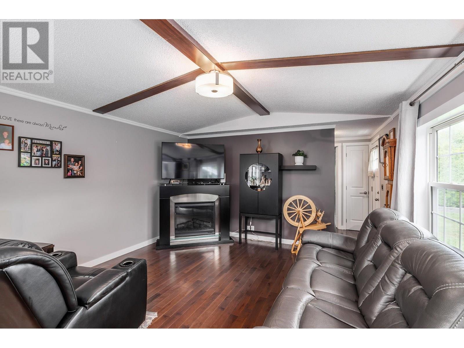 70 3381 Village Green Way, Westbank