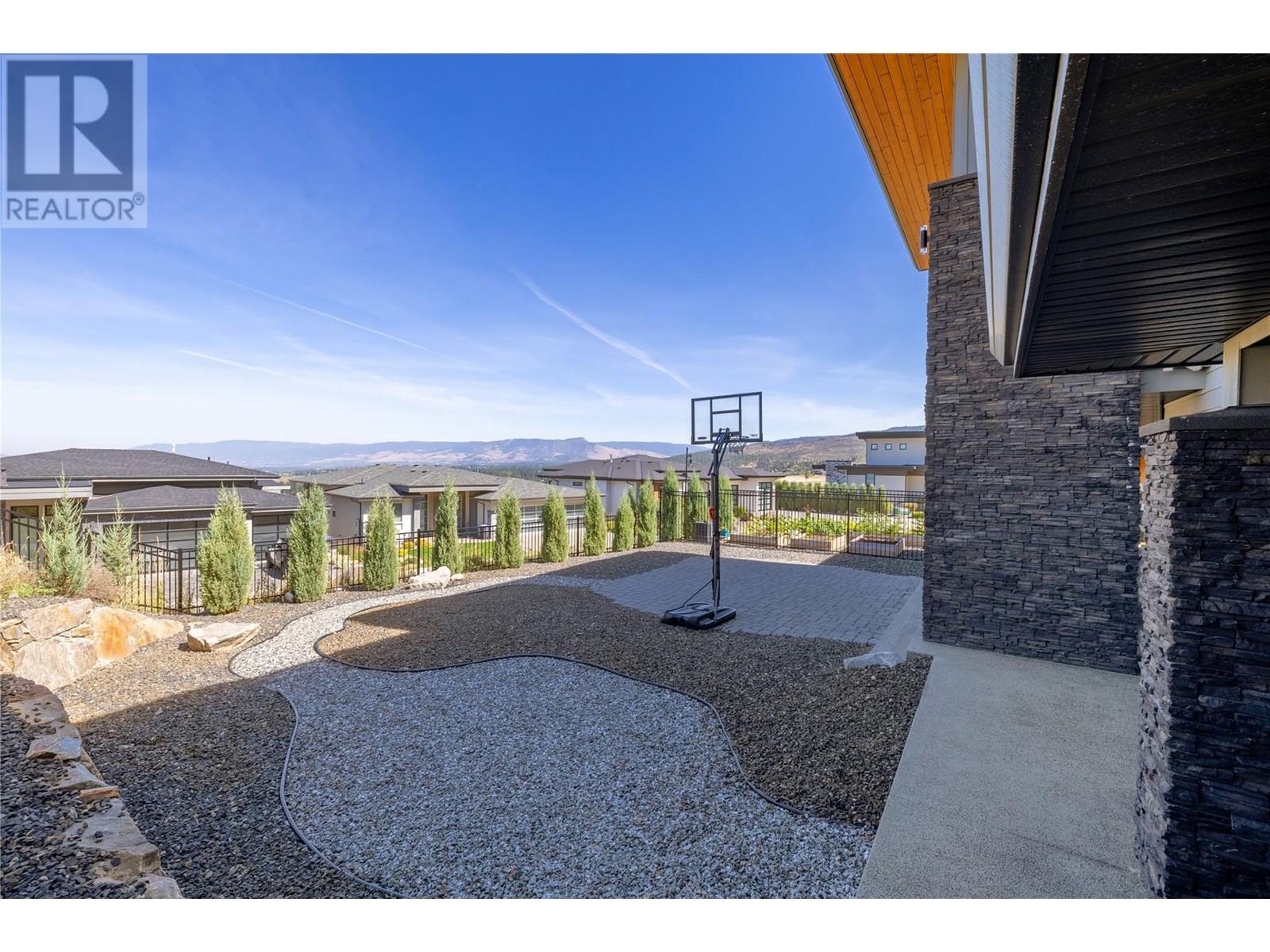 Photo 26 of 1088 Clarance Avenue, Kelowna BC