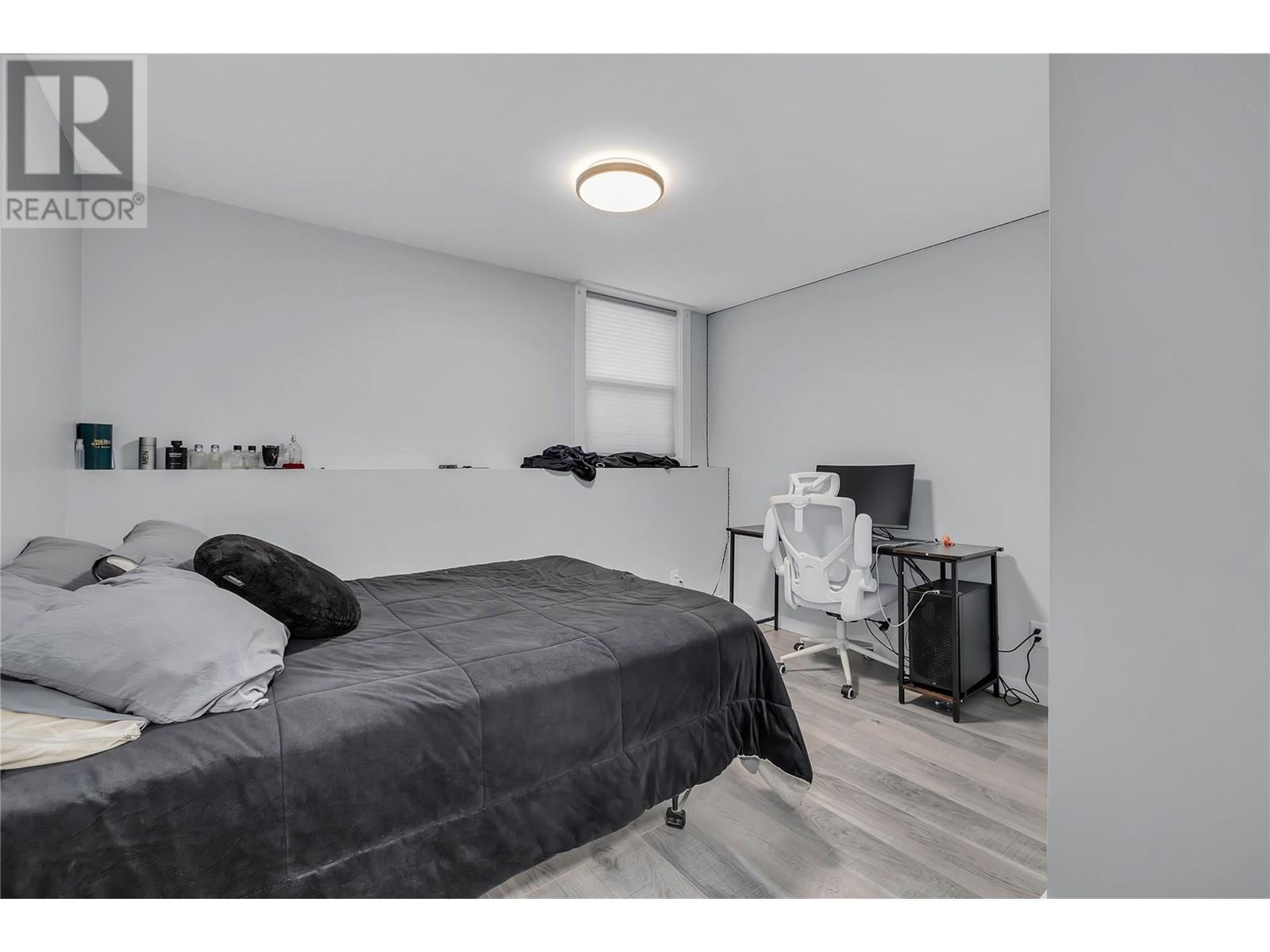 Photo 21 of 1088 Clarance Avenue, Kelowna BC
