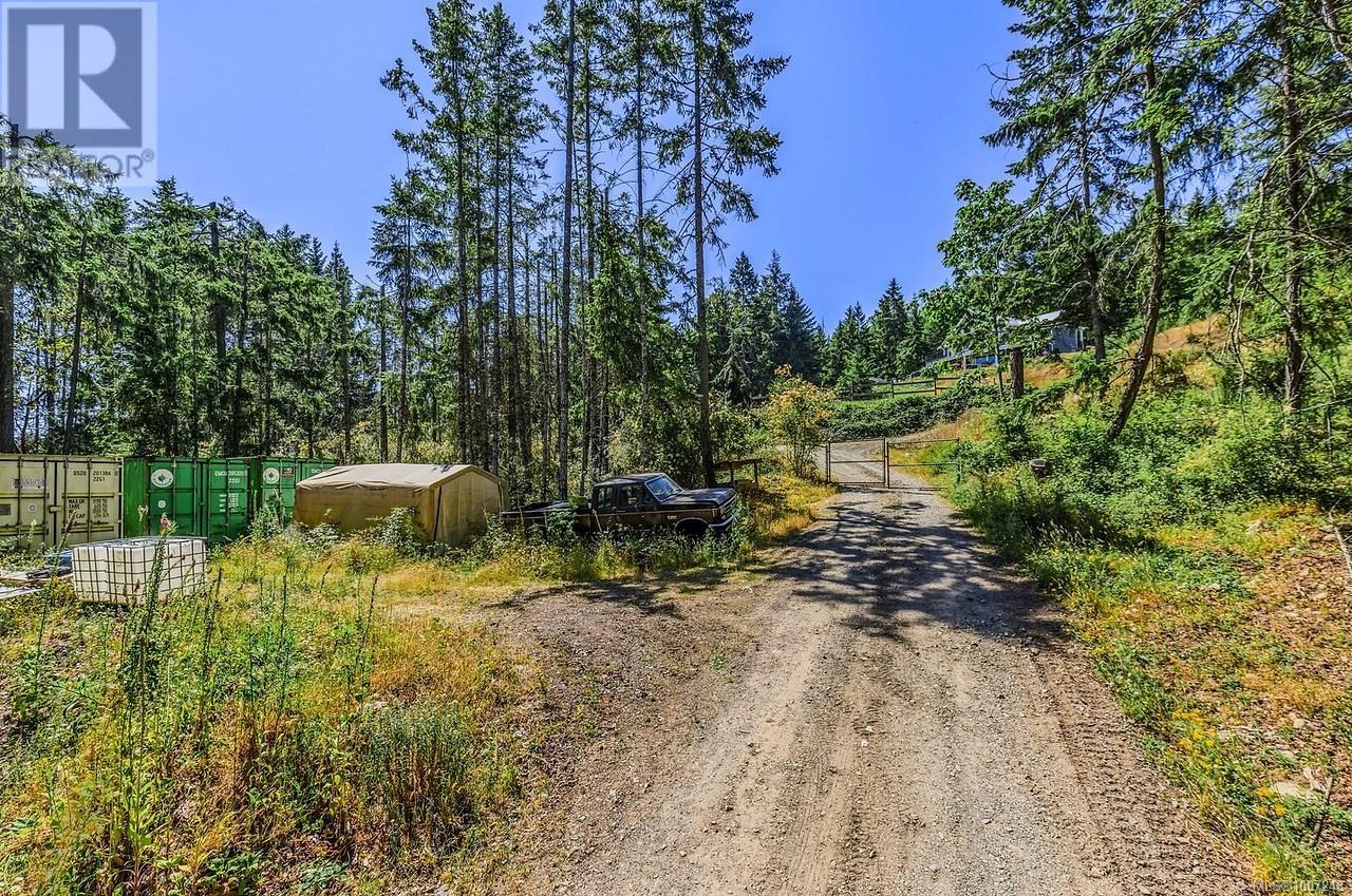 Photo 5 of 1860 Morello Rd, Nanoose Bay BC