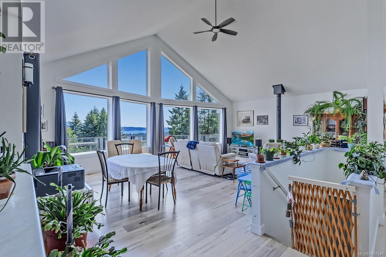 Photo 8 of 1860 Morello Rd, Nanoose Bay BC