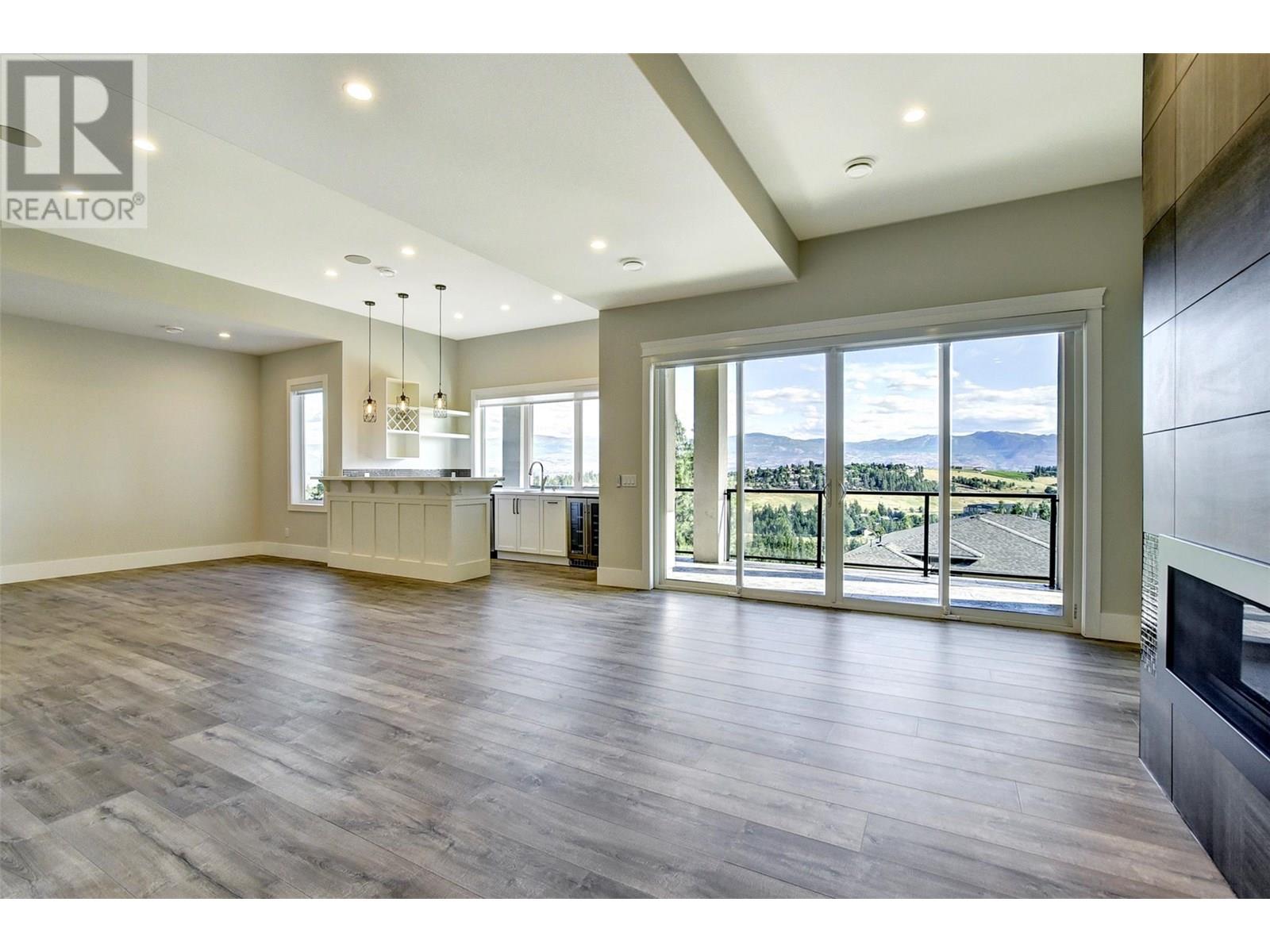 1051 Aurora Heights, West Kelowna