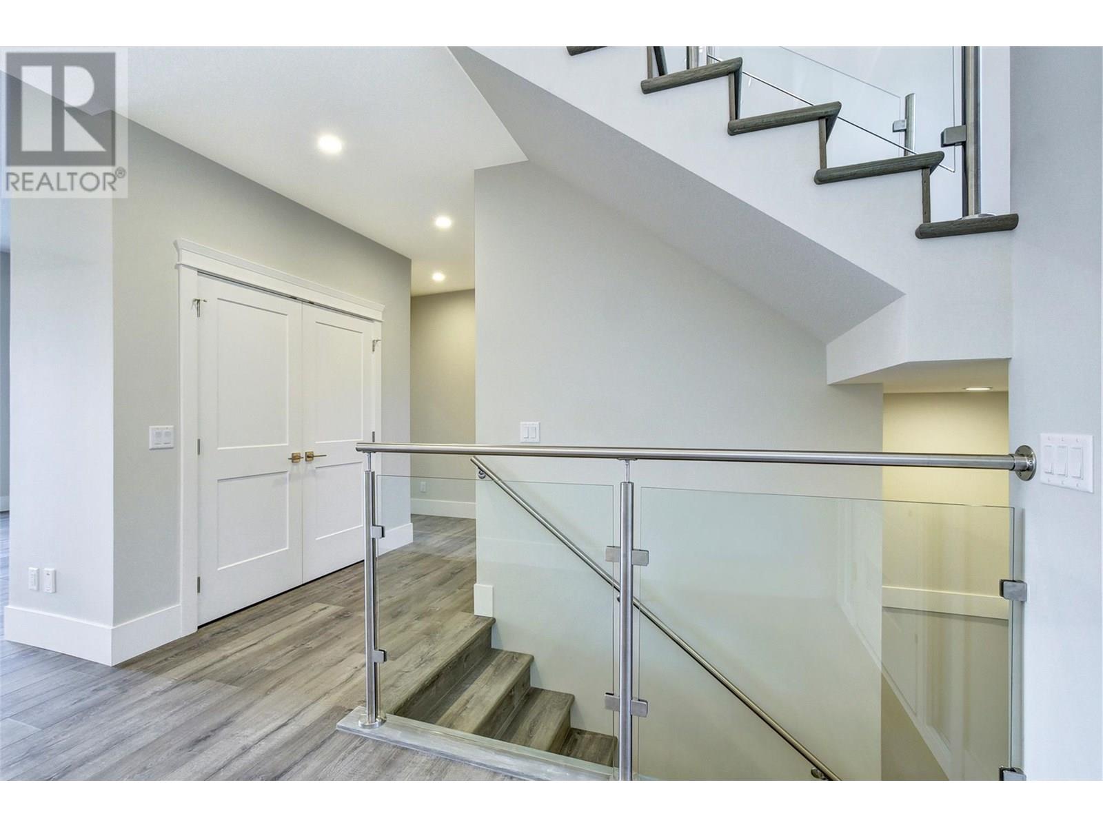 1051 Aurora Heights, West Kelowna