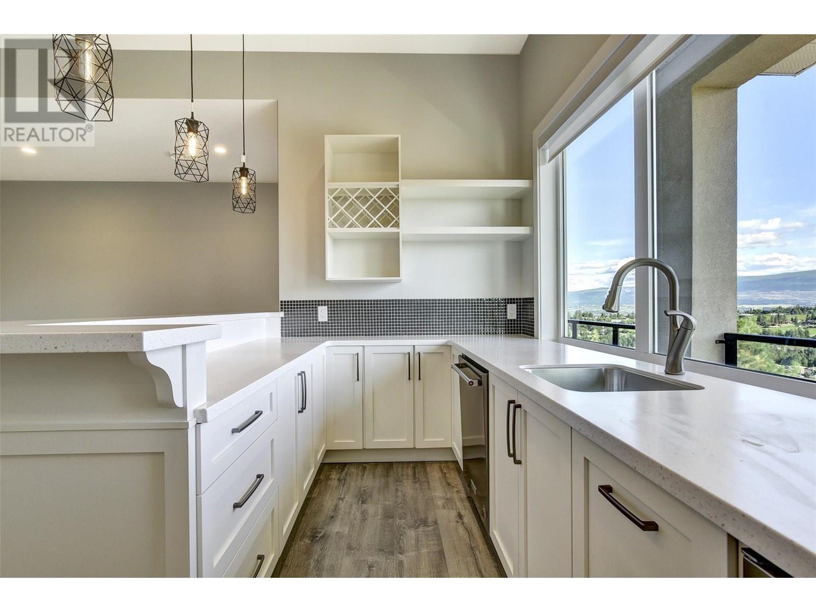 1051 Aurora Heights, West Kelowna