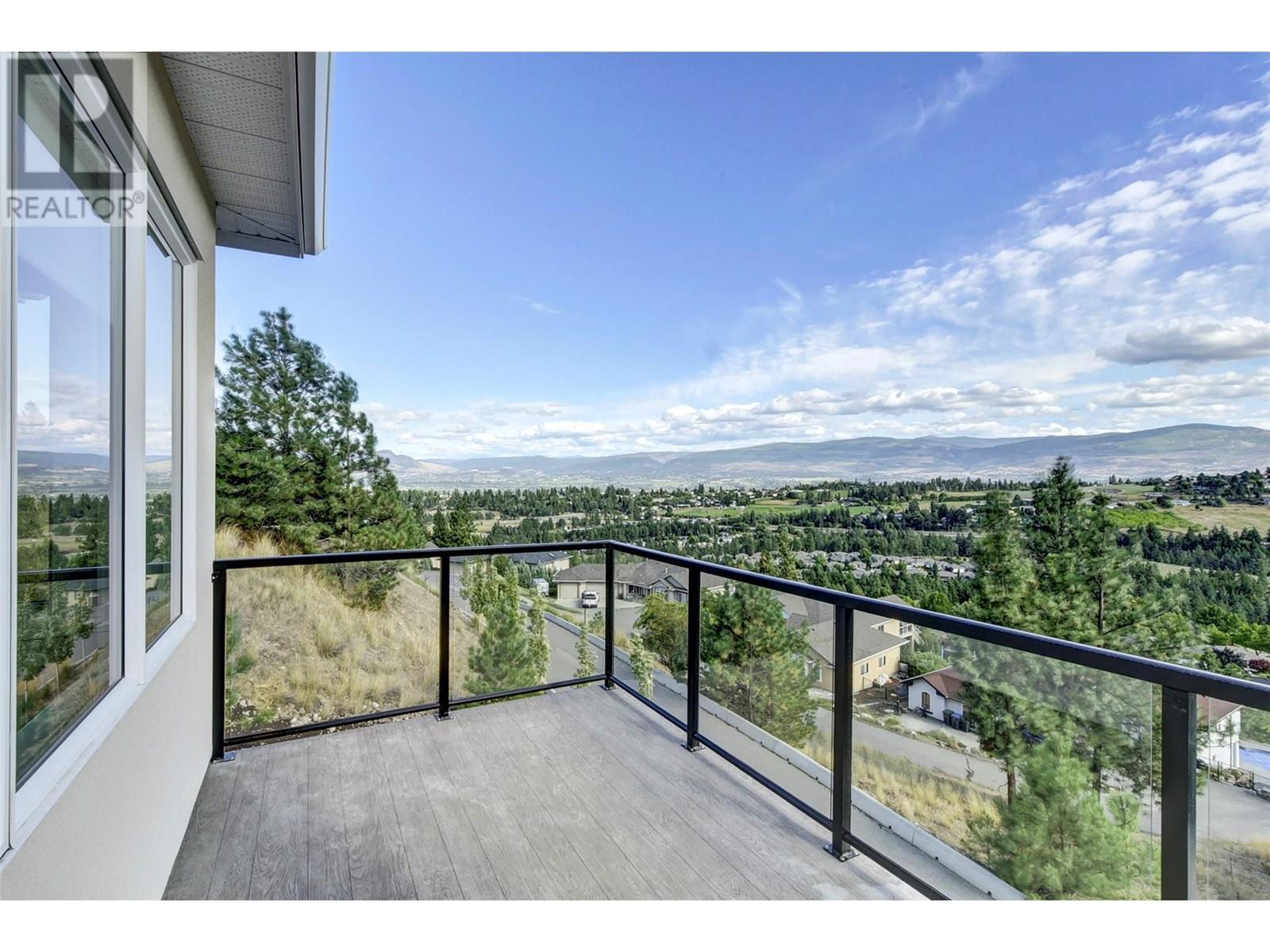 1051 Aurora Heights, West Kelowna