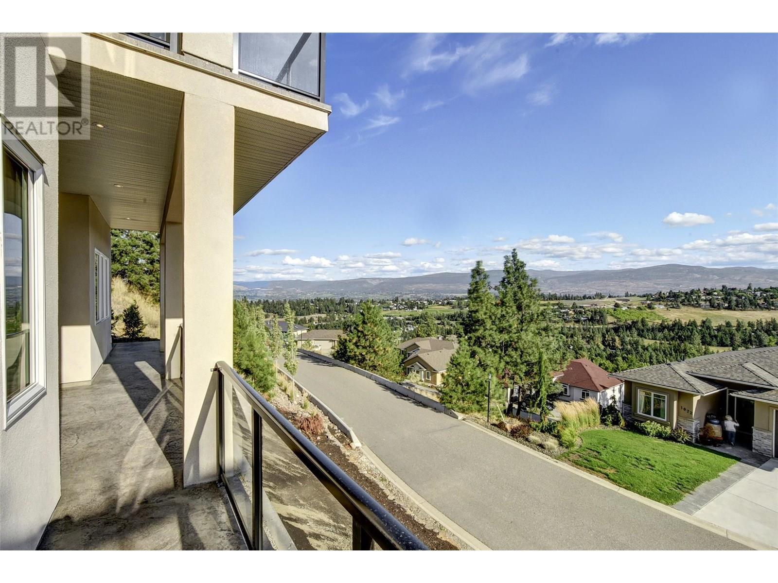 1051 Aurora Heights, West Kelowna