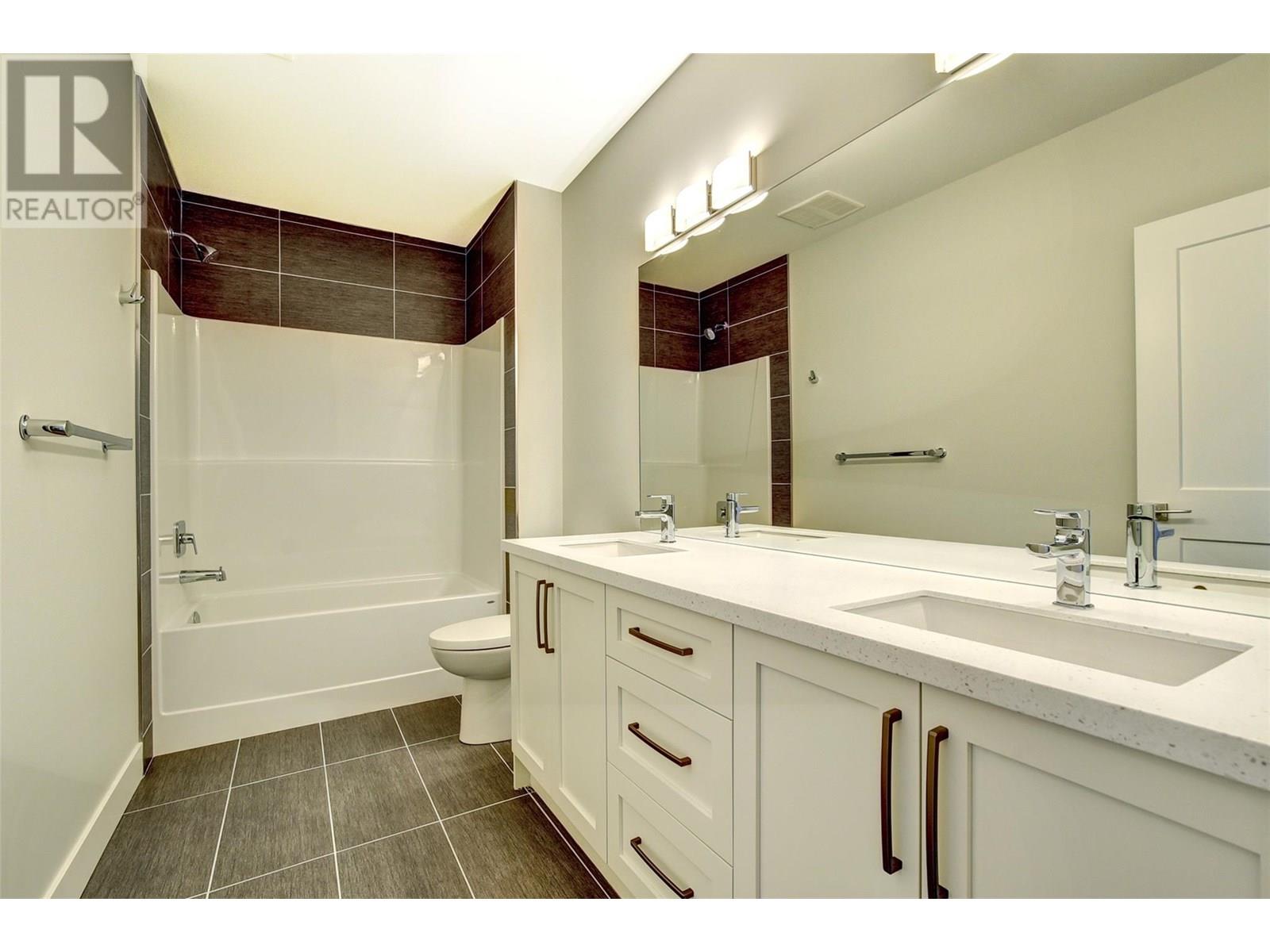 1051 Aurora Heights, West Kelowna