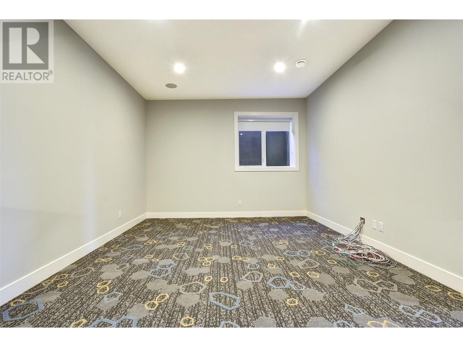1051 Aurora Heights, West Kelowna