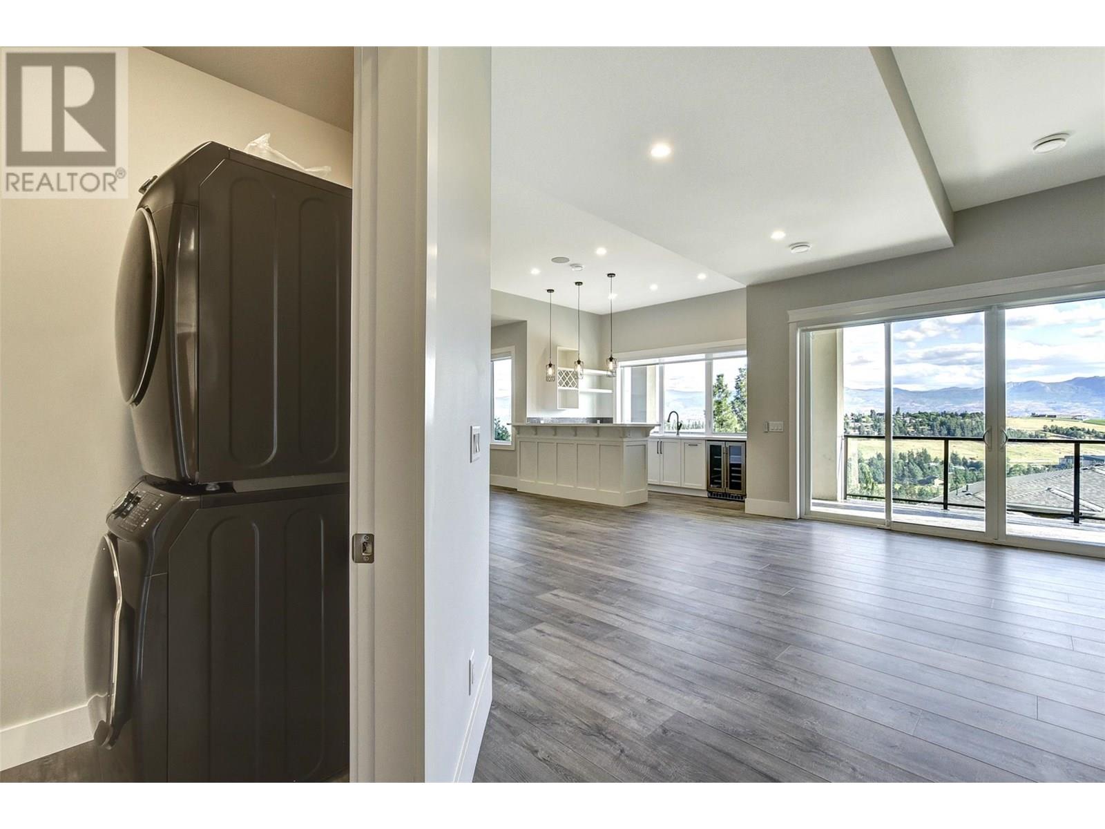 1051 Aurora Heights, West Kelowna