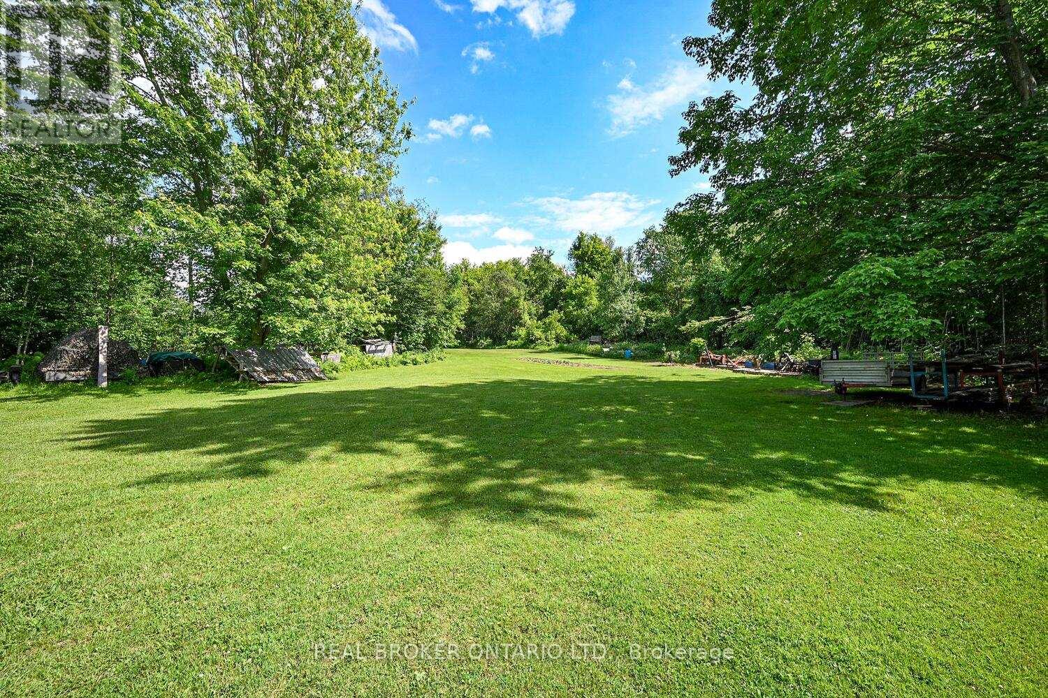 Photo 2 of 60 Corktown Lane, Merrickvillewolford ON