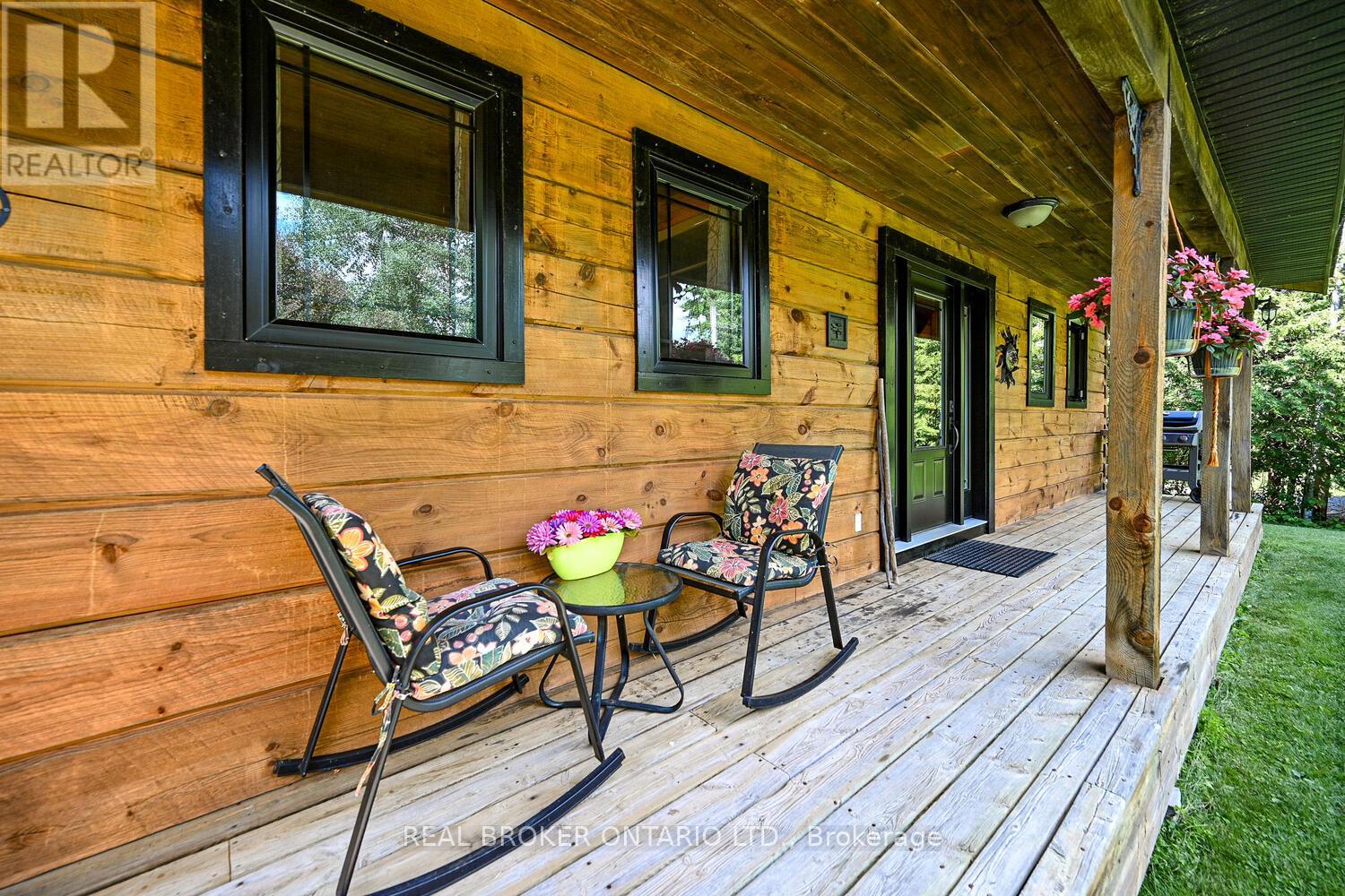 Photo 14 of 60 Corktown Lane, Merrickvillewolford ON