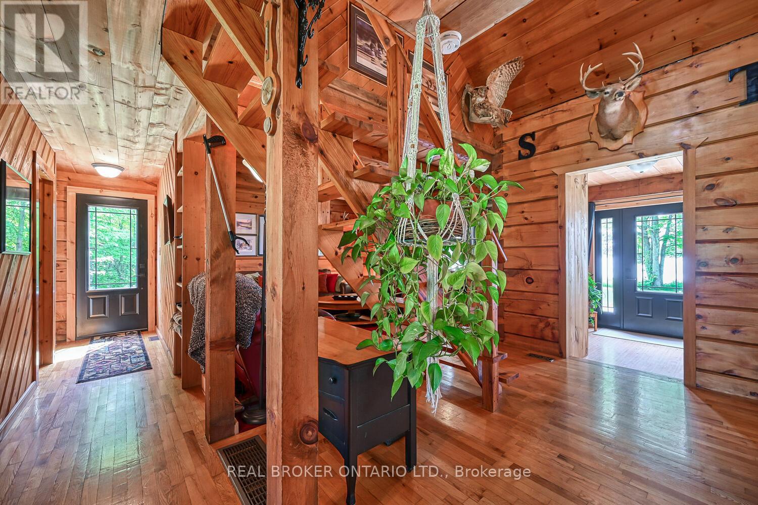 Photo 17 of 60 Corktown Lane, Merrickvillewolford ON