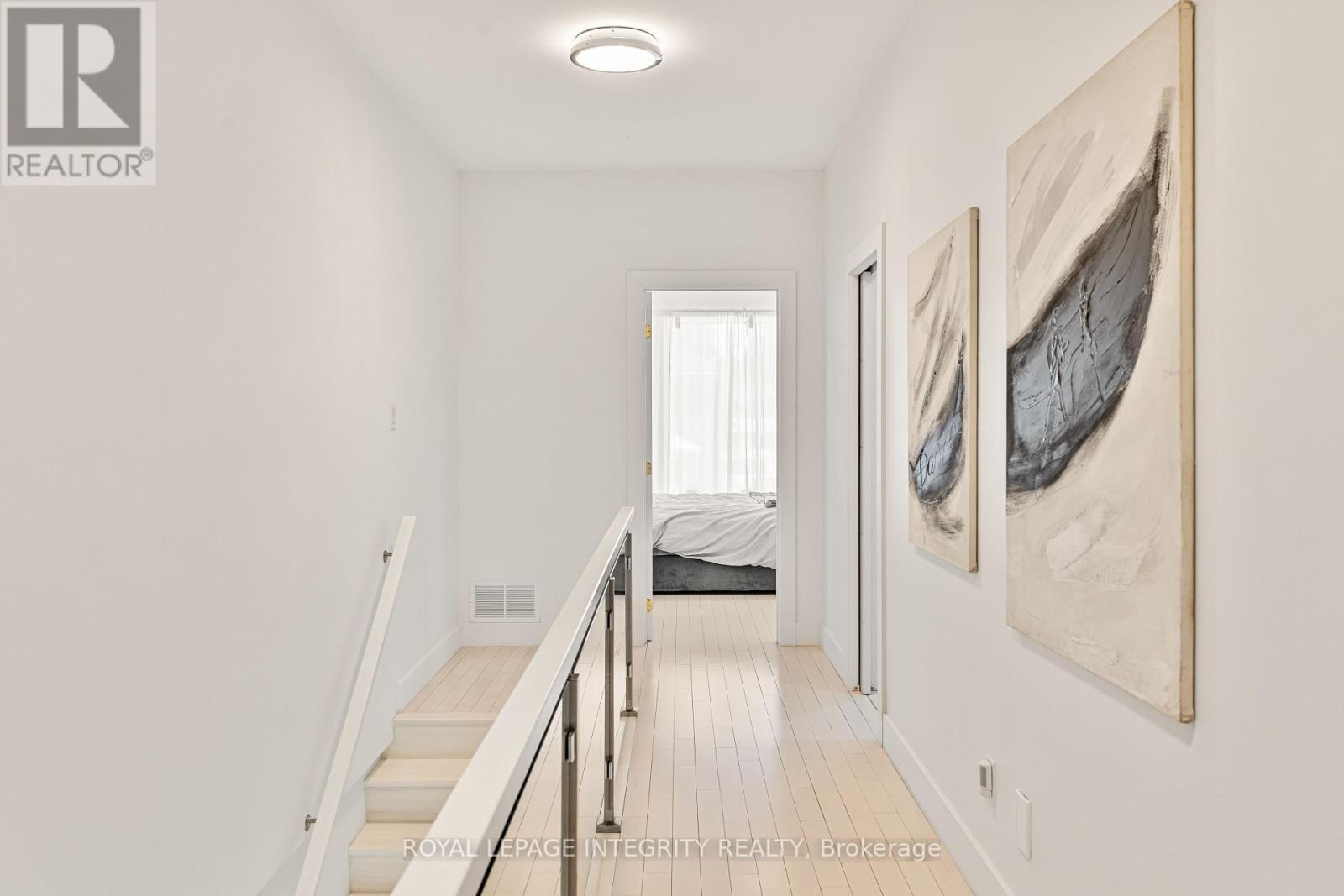 Photo 19 of 266 Currell Avenue, Ottawa ON