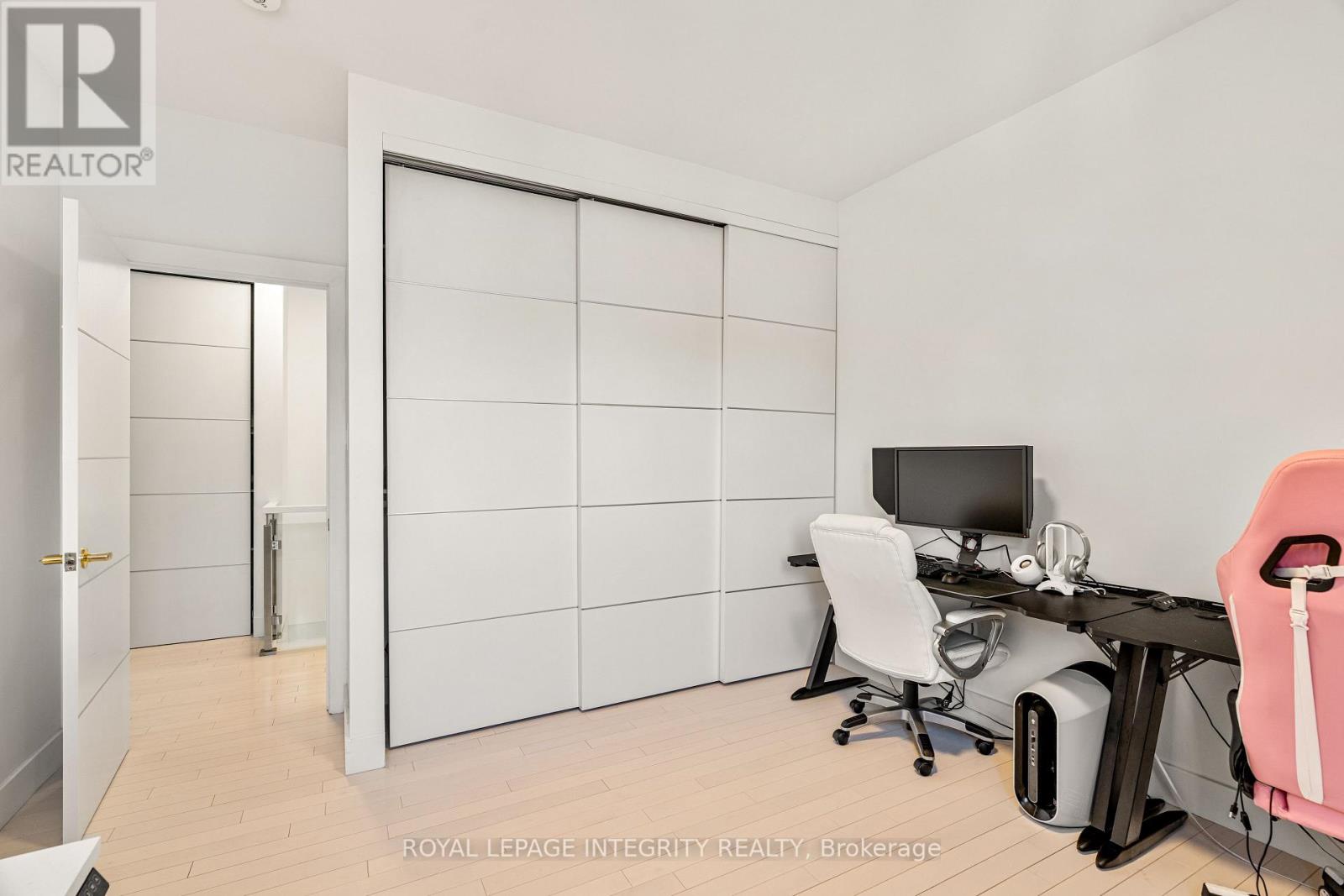 Photo 27 of 266 Currell Avenue, Ottawa ON