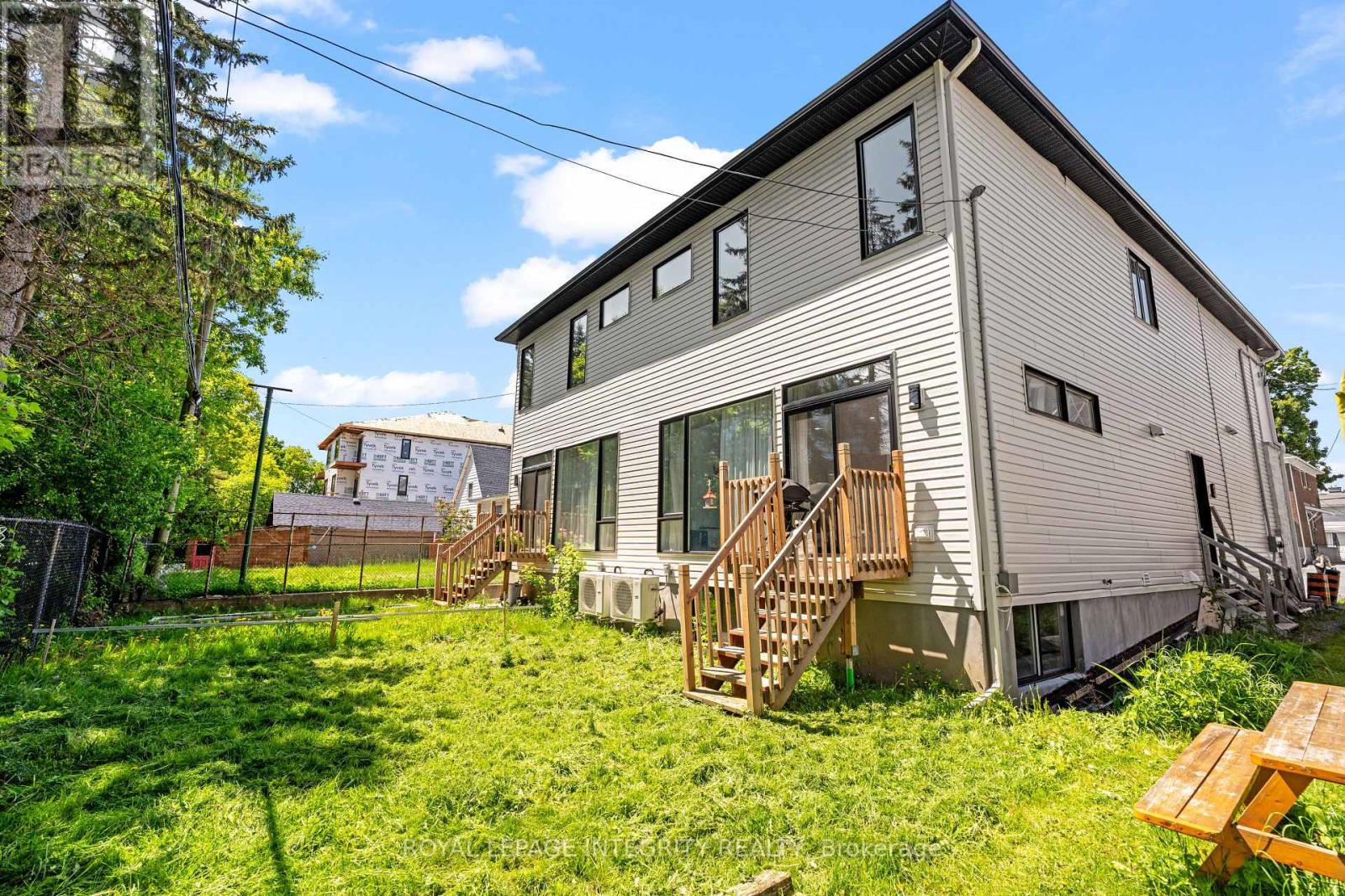 Photo 37 of 266 Currell Avenue, Ottawa ON