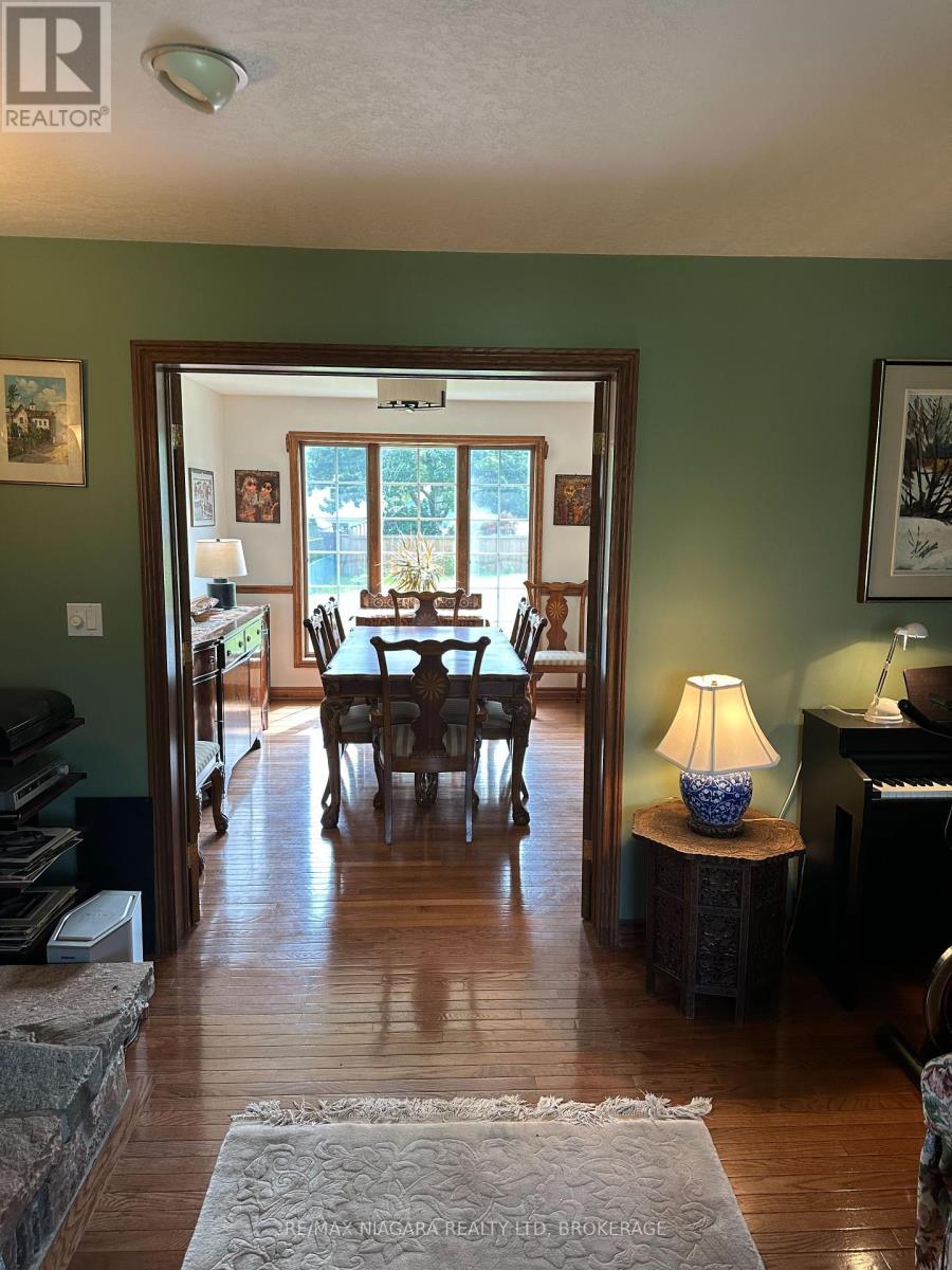 Photo 24 of 430 Gorham Road, Fort Erie ON