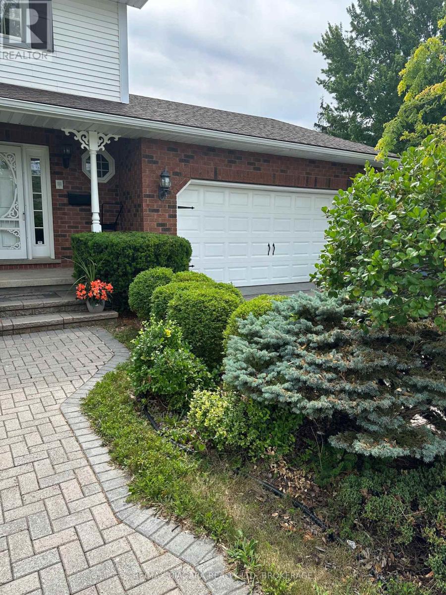 Photo 5 of 430 Gorham Road, Fort Erie ON