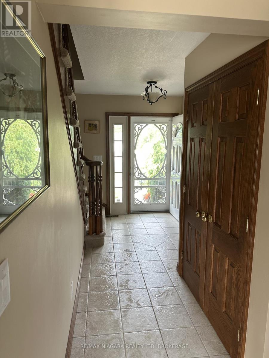 Photo 9 of 430 Gorham Road, Fort Erie ON