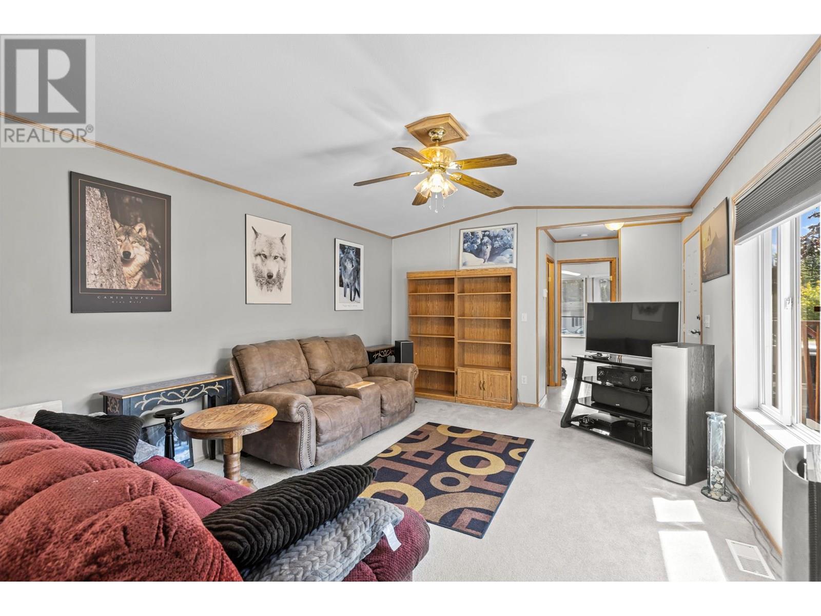 5 1525 Westside Road, West Kelowna