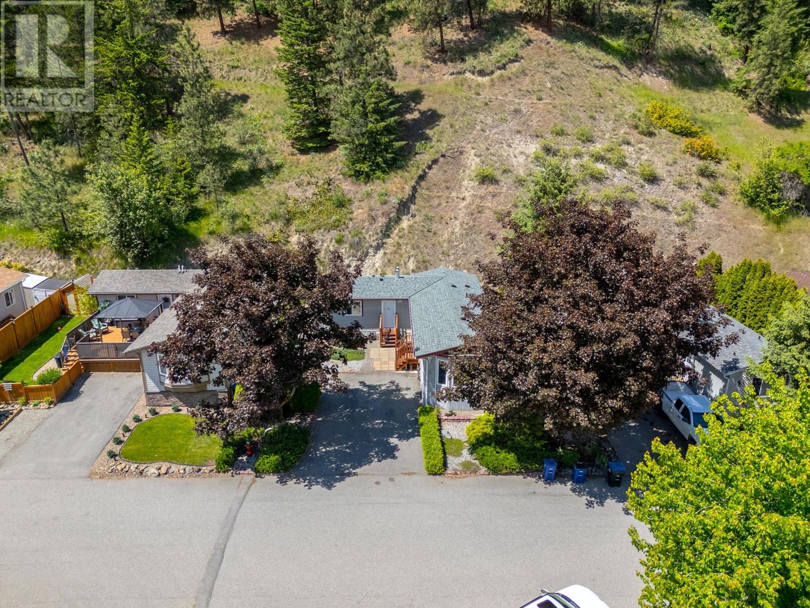 5 1525 Westside Road, West Kelowna