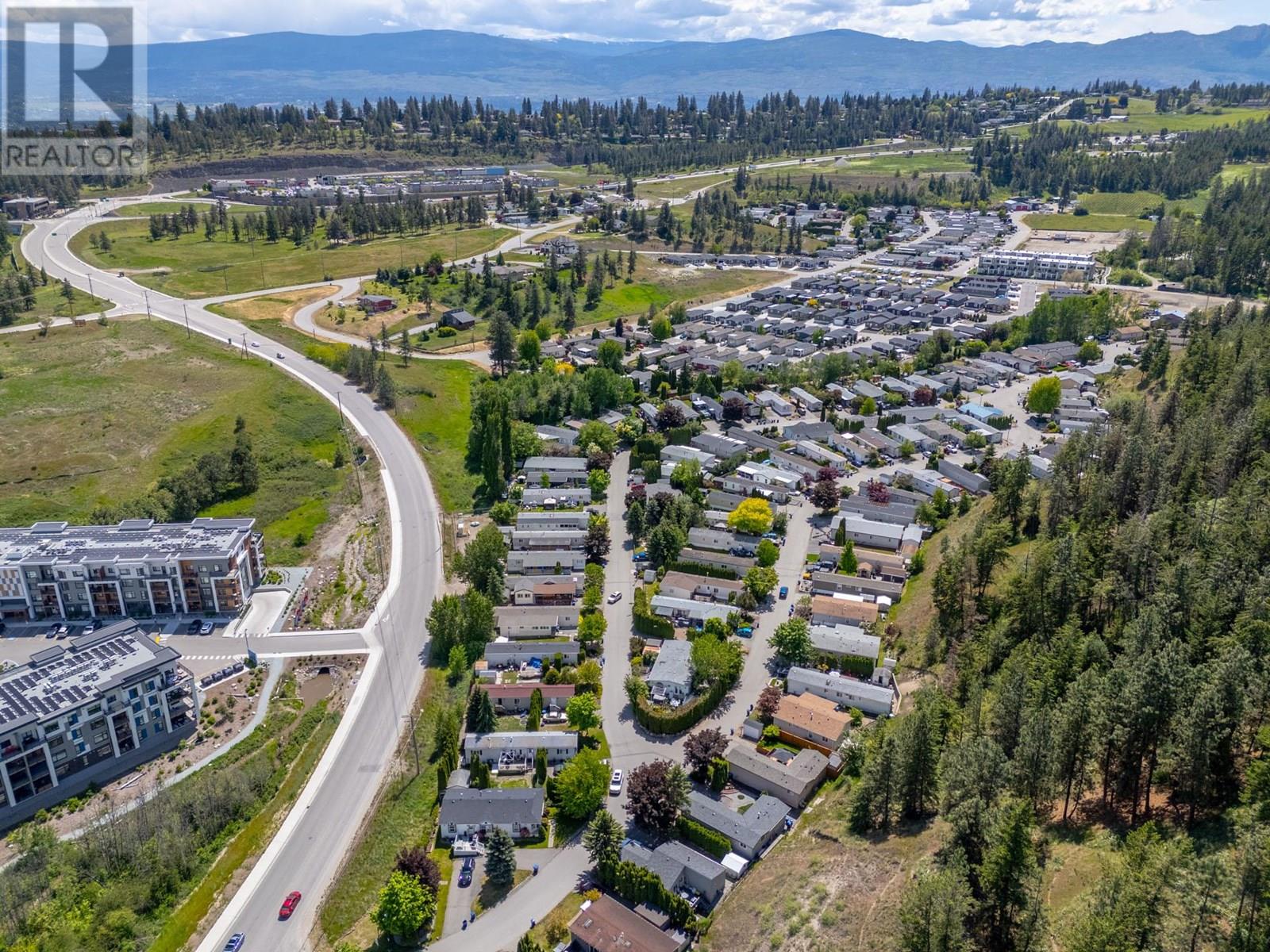 5 1525 Westside Road, West Kelowna